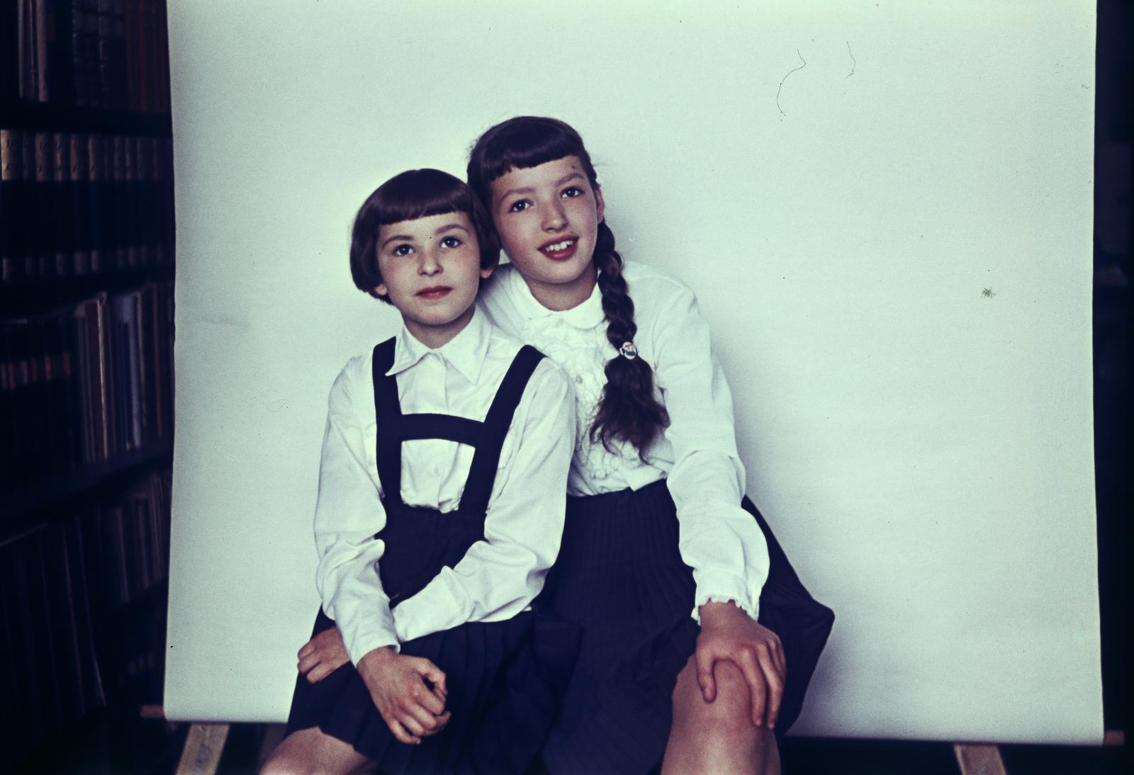 1960, Szomolányi József, colorful, girls, Fortepan #302916