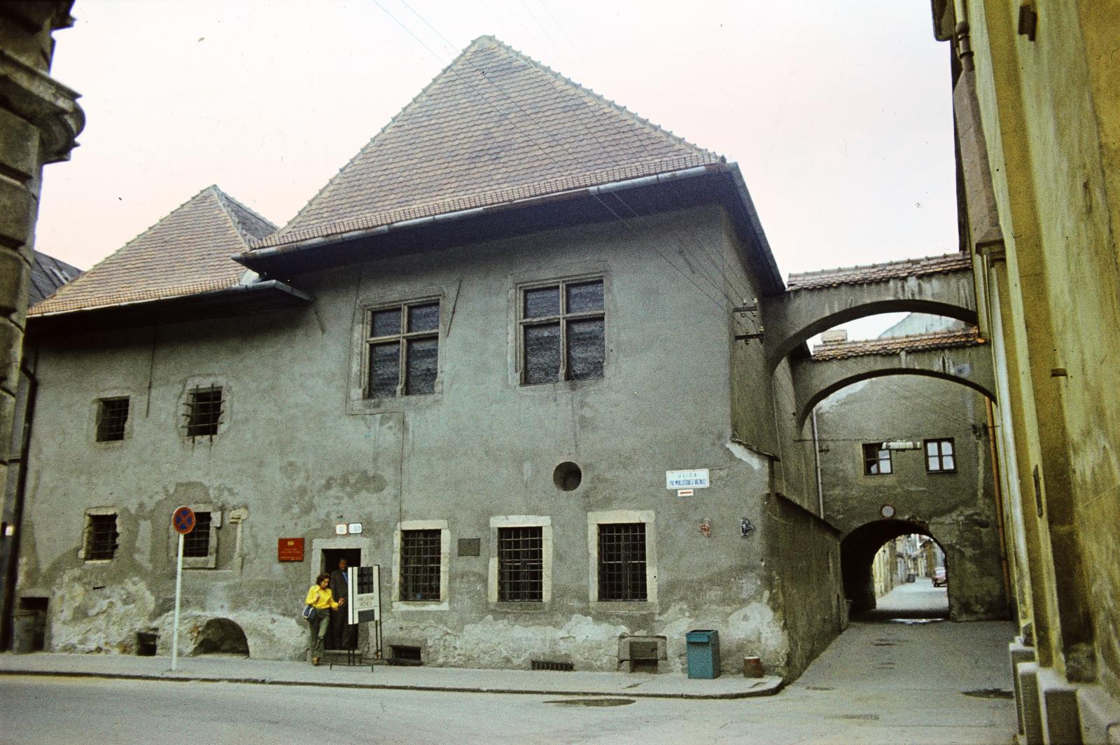 1970, Szomolányi József, színes, átjáró, Fortepan #302937