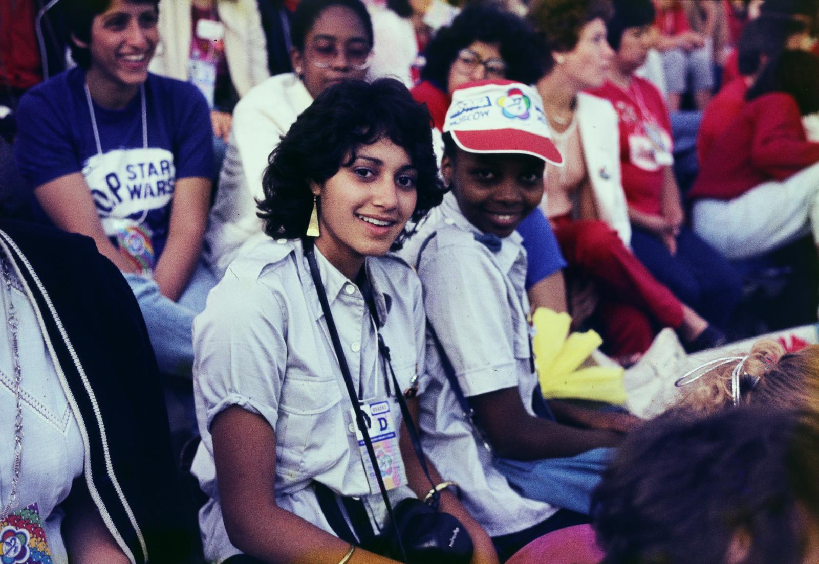 Russia, Moscow, Lenin Stadion (később Luzsnyiki Stadion). A felvétel a XII. VIT (Világifjúsági Találkozó) megnyitóünnepségén készült., 1985, Viszkievicz Ferenc, colorful, youth, Fortepan #303081