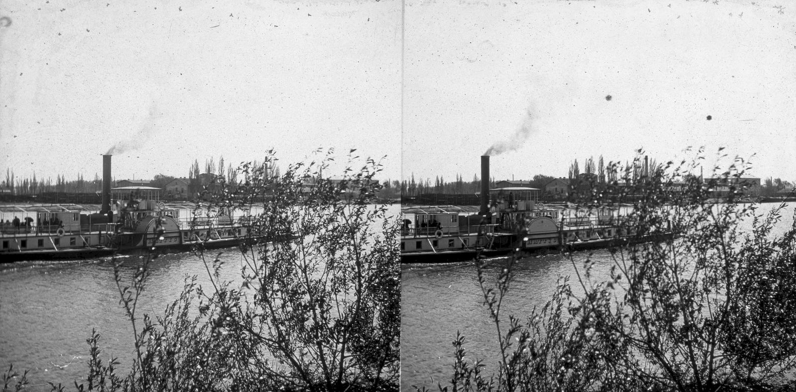A felvétel 1900 előtt készült. A kép forrását kérjük így adja meg: Fortepan / MMKM. Levéltári jelzet: MMKM TTFGY 2019.1., 1900, Magyar Műszaki és Közlekedési Múzeum / Eötvös Loránd, Eötvös Loránd, Fortepan #303453