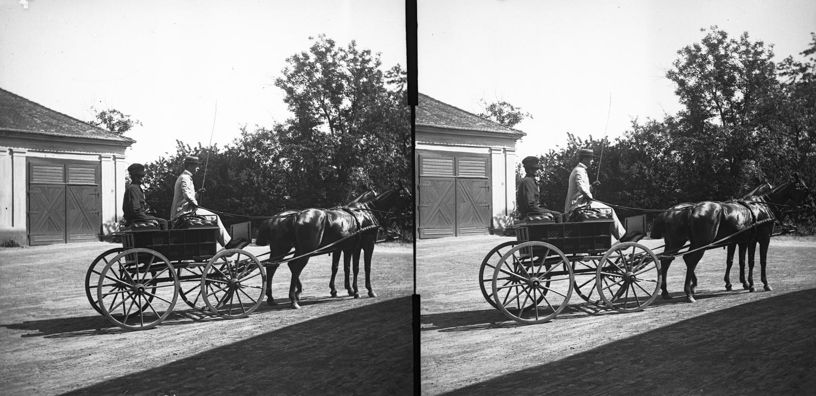 A felvétel 1900 előtt készült. A kép forrását kérjük így adja meg: Fortepan / MMKM. Levéltári jelzet: MMKM TTFGY 2019.1., 1900, Magyar Műszaki és Közlekedési Múzeum / Eötvös Loránd, Eötvös Loránd, sztereófotó, kocsis, fogat, Fortepan #303523