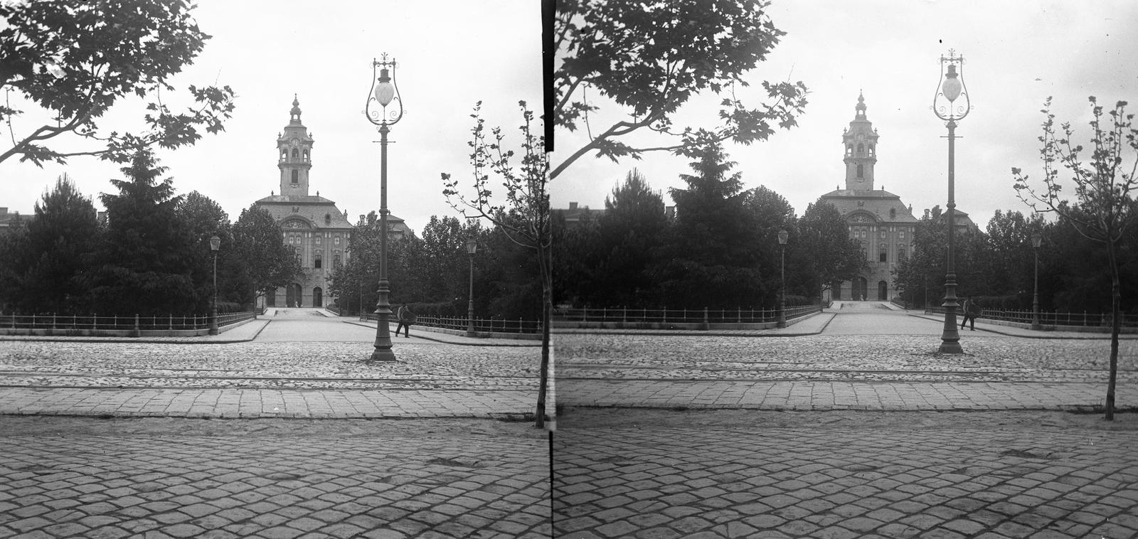 Hungary, Szeged, Széchenyi tér, Városháza. A felvétel 1900 előtt készült. A kép forrását kérjük így adja meg: Fortepan / MMKM. Levéltári jelzet: MMKM TTFGY 2019.1., 1900, Magyar Műszaki és Közlekedési Múzeum / Eötvös Loránd, stereophoto, church, street lamp, Fortepan #303552