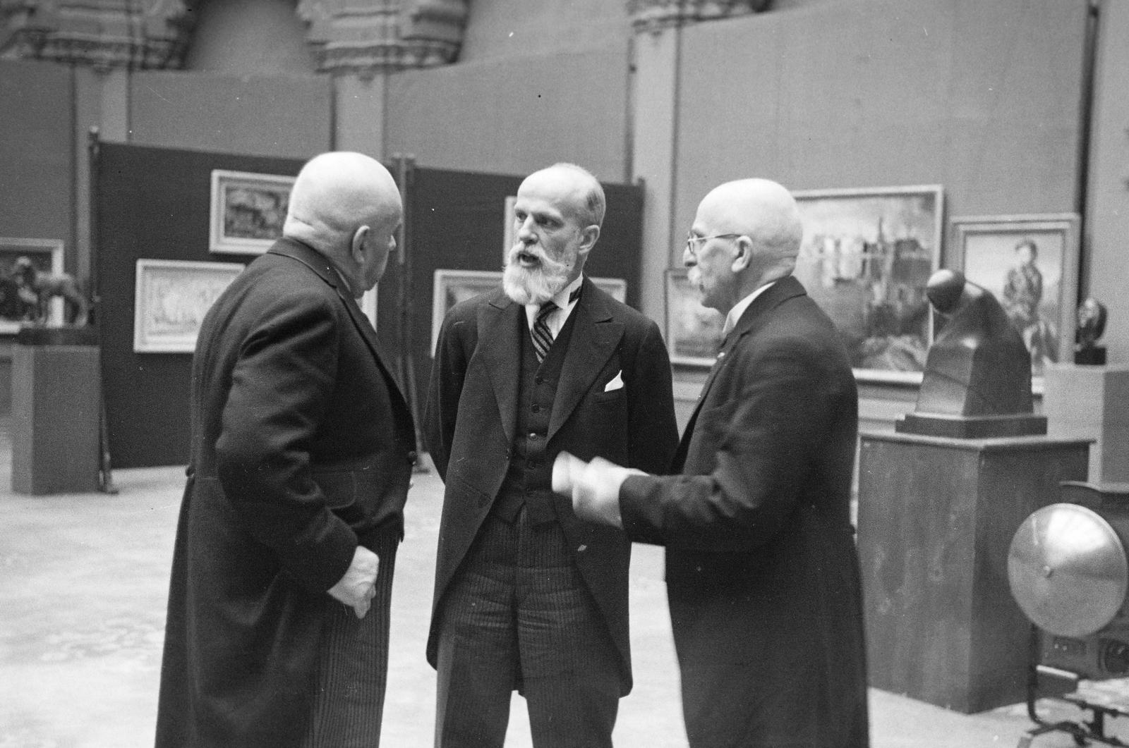 1936, Inkey Tibor, three people, exhibition, bald, Fortepan #303669