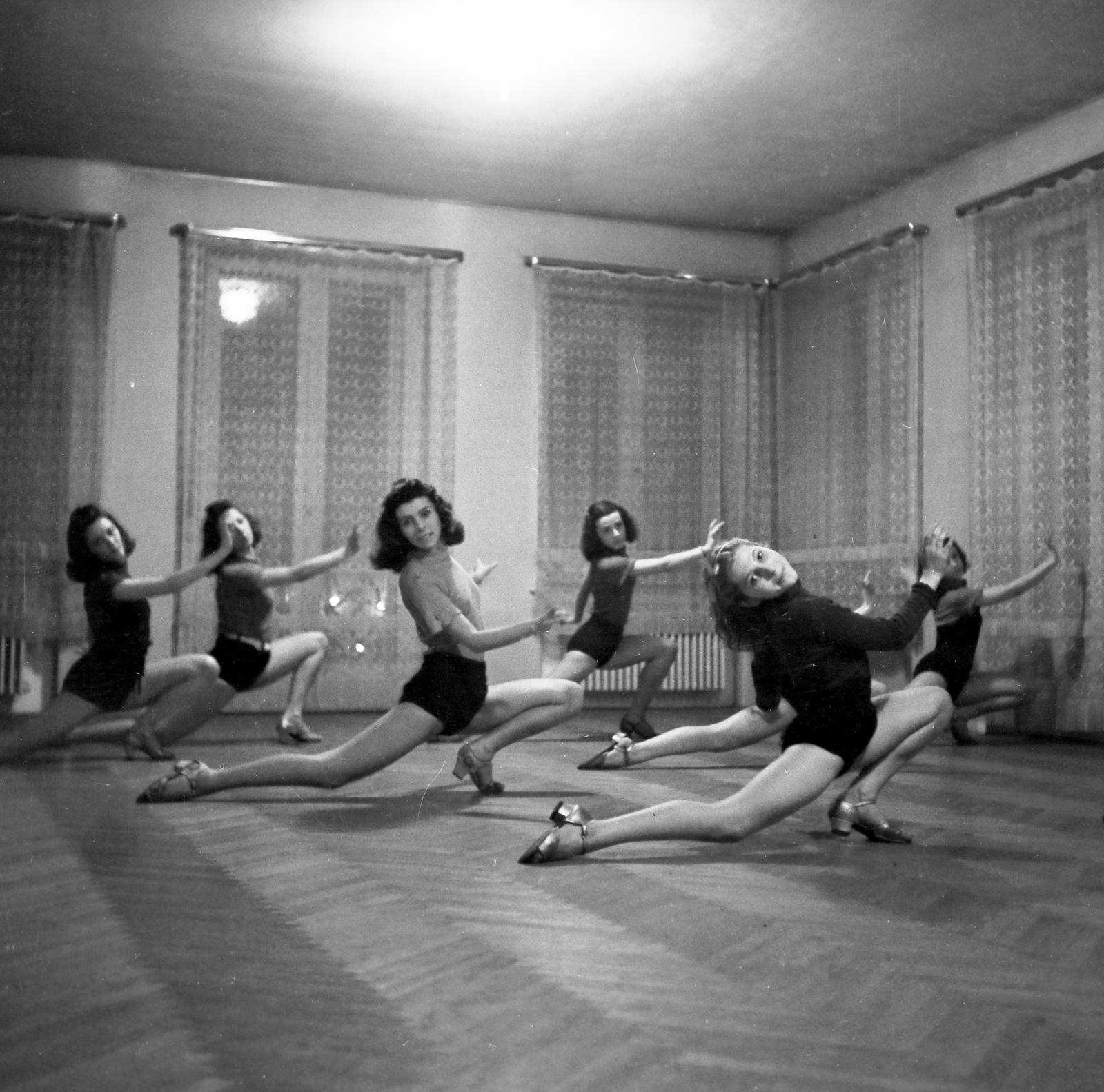 1940, Inkey Tibor, tánc, tornaruha, Fortepan #303880