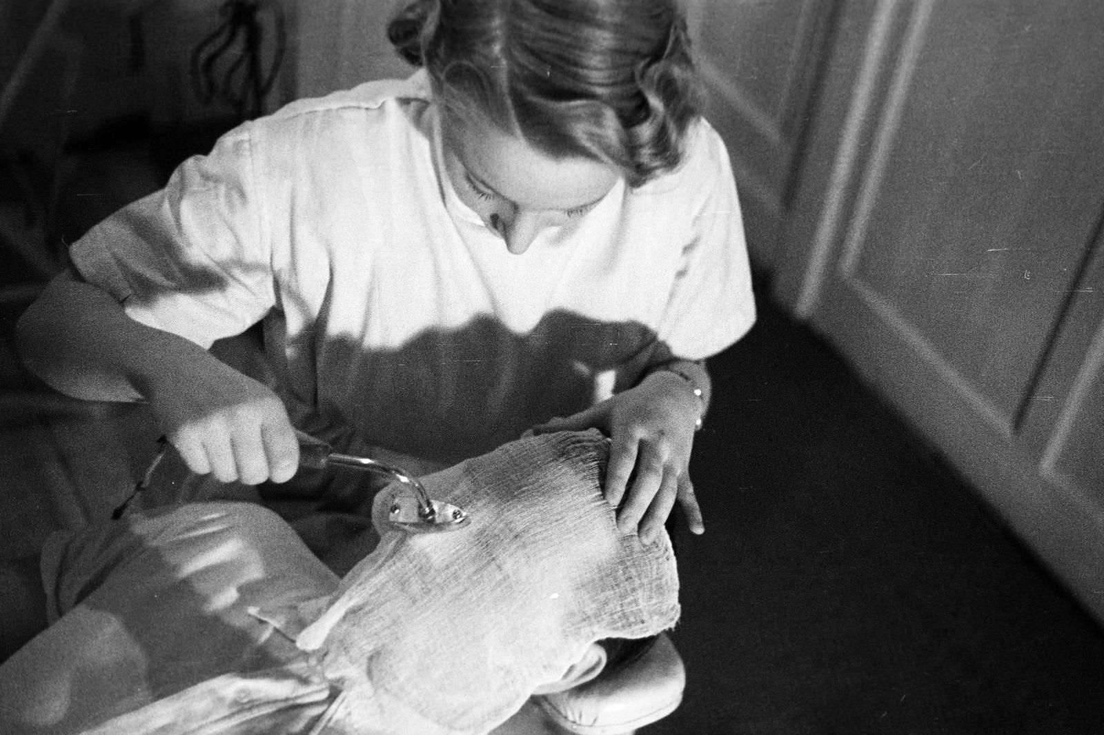 1939, Inkey Tibor, Best of, szépségápolás, arceltakarás, kozmetika, felülnézet, Fortepan #303987