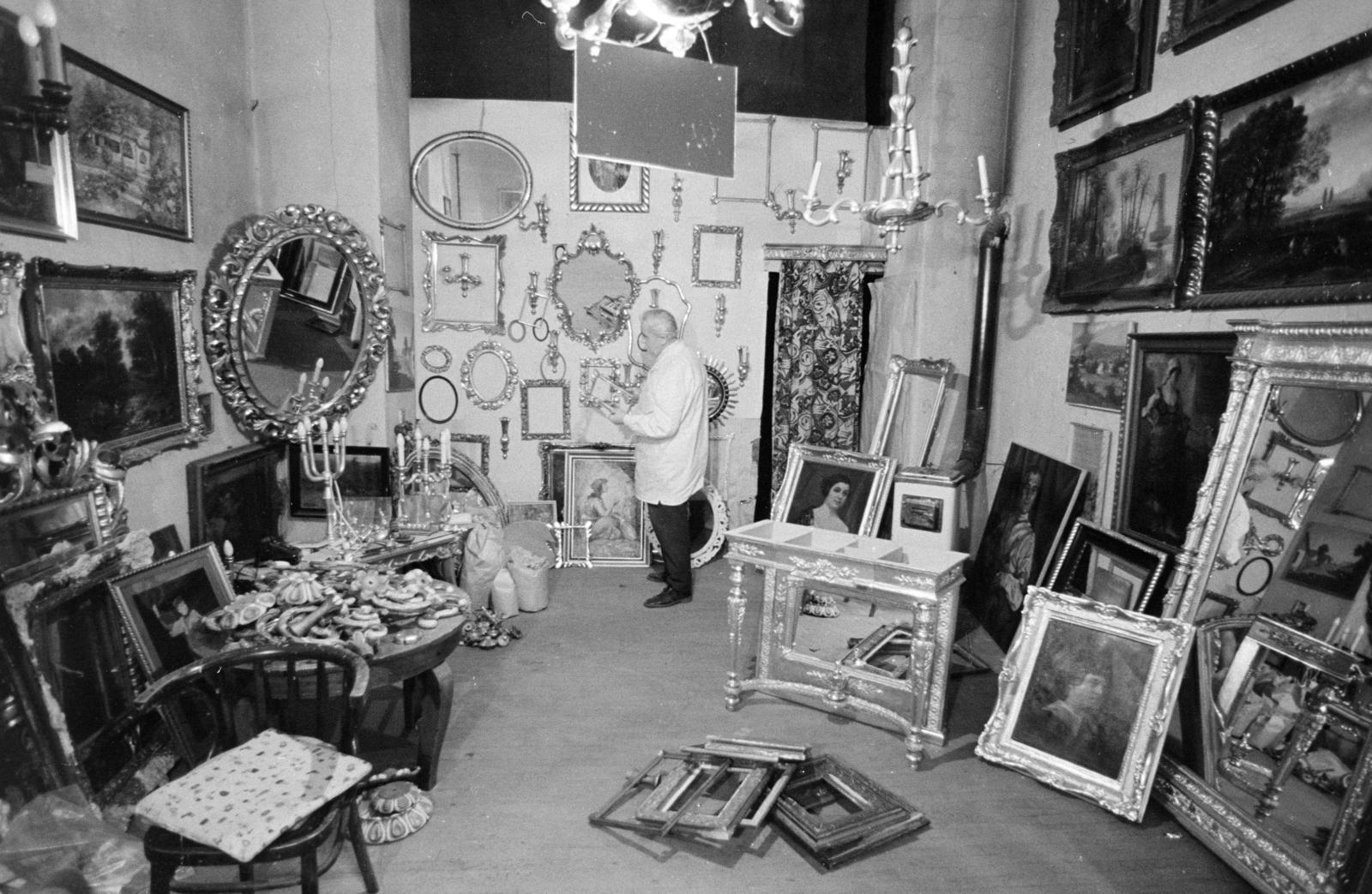 1981, Szebeni András, picture frame, Fortepan #304084