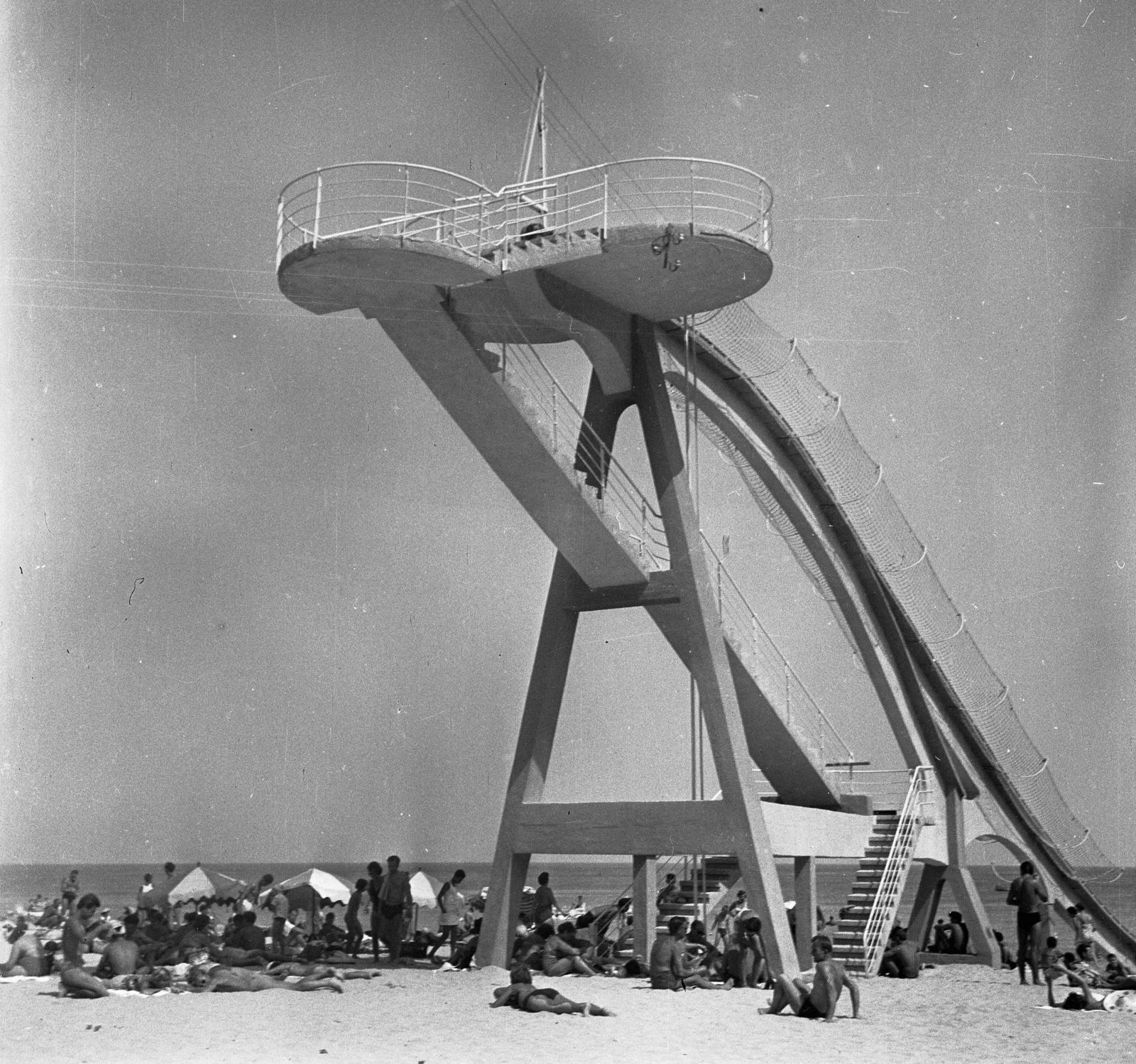 1963, Bán Tamás, tengerpart, csúszda, Fortepan #304386