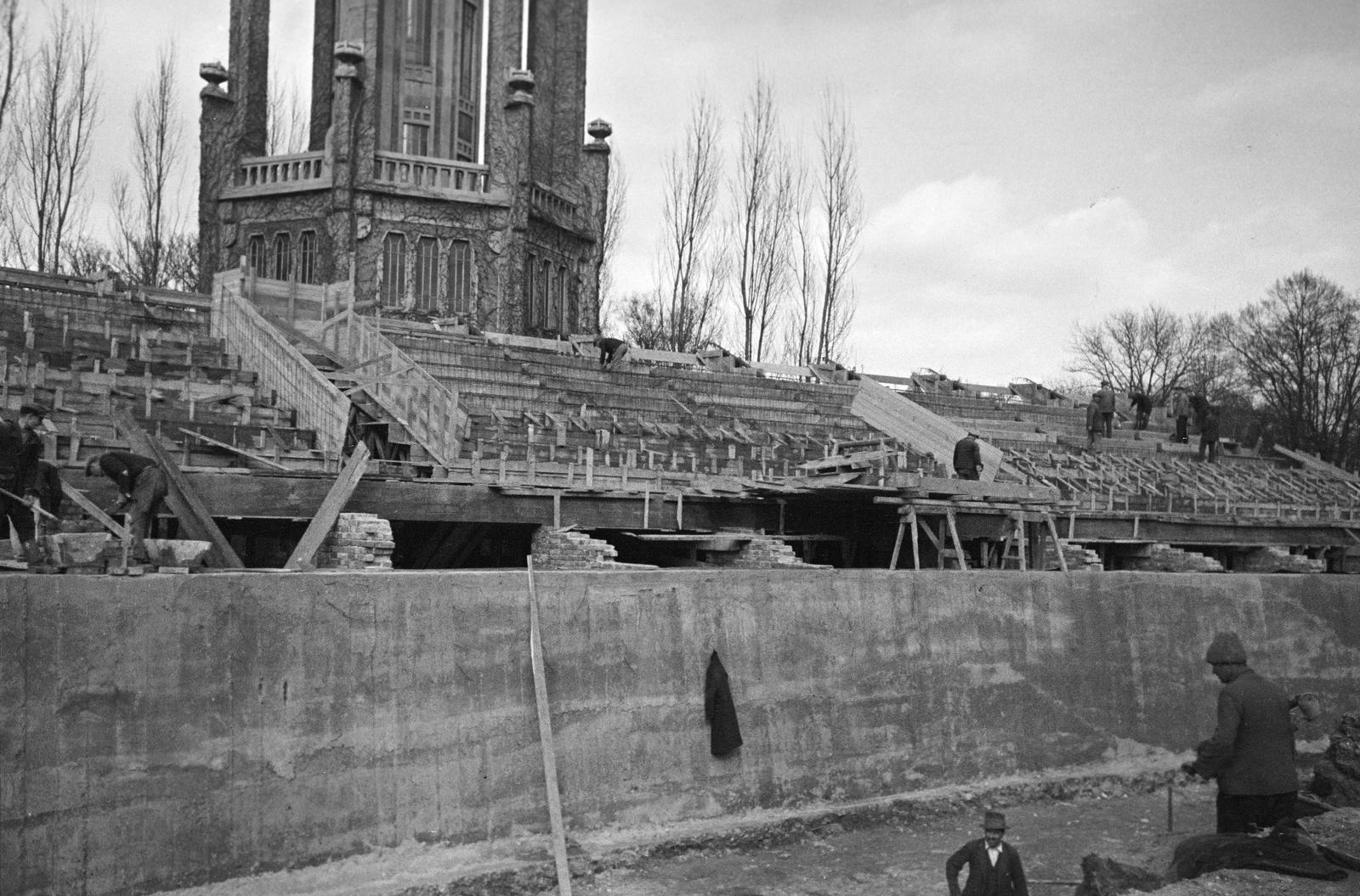 Magyarország, Margitsziget, Budapest, a Margitszigeti Szabadtéri Színpad építése., 1938, Inkey Tibor, nézőtér, építkezés, Fortepan #304463