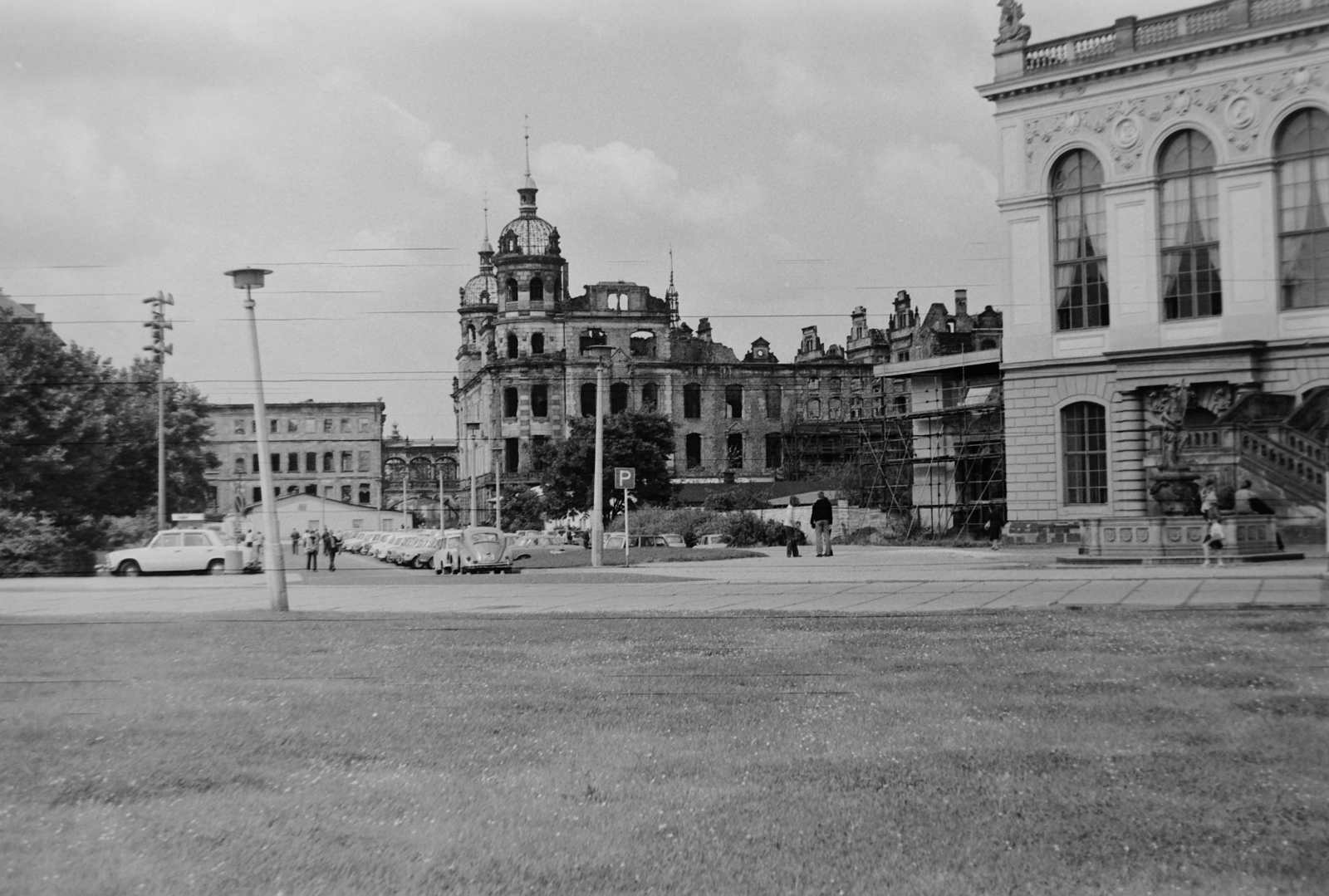 Germany, Dresden, Residenzschloß., 1976, Németh Tamás, GDR, Fortepan #30461