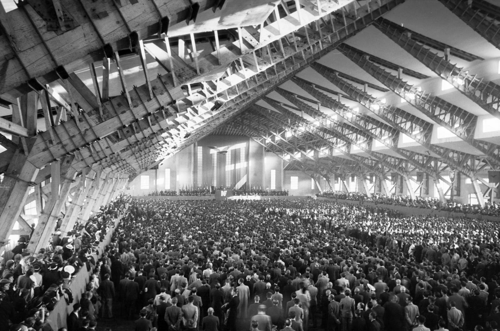 1939, Inkey Tibor, mass, sport hall, Fortepan #304775