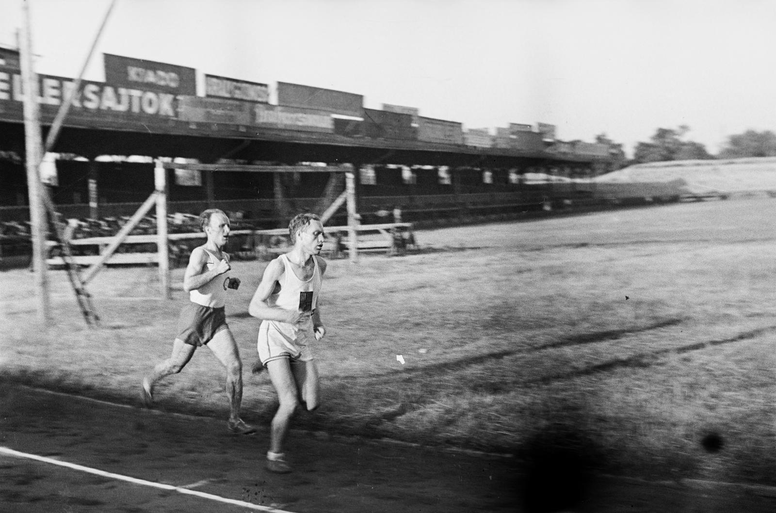 1936, Inkey Tibor, stadion, futás, Fortepan #304837