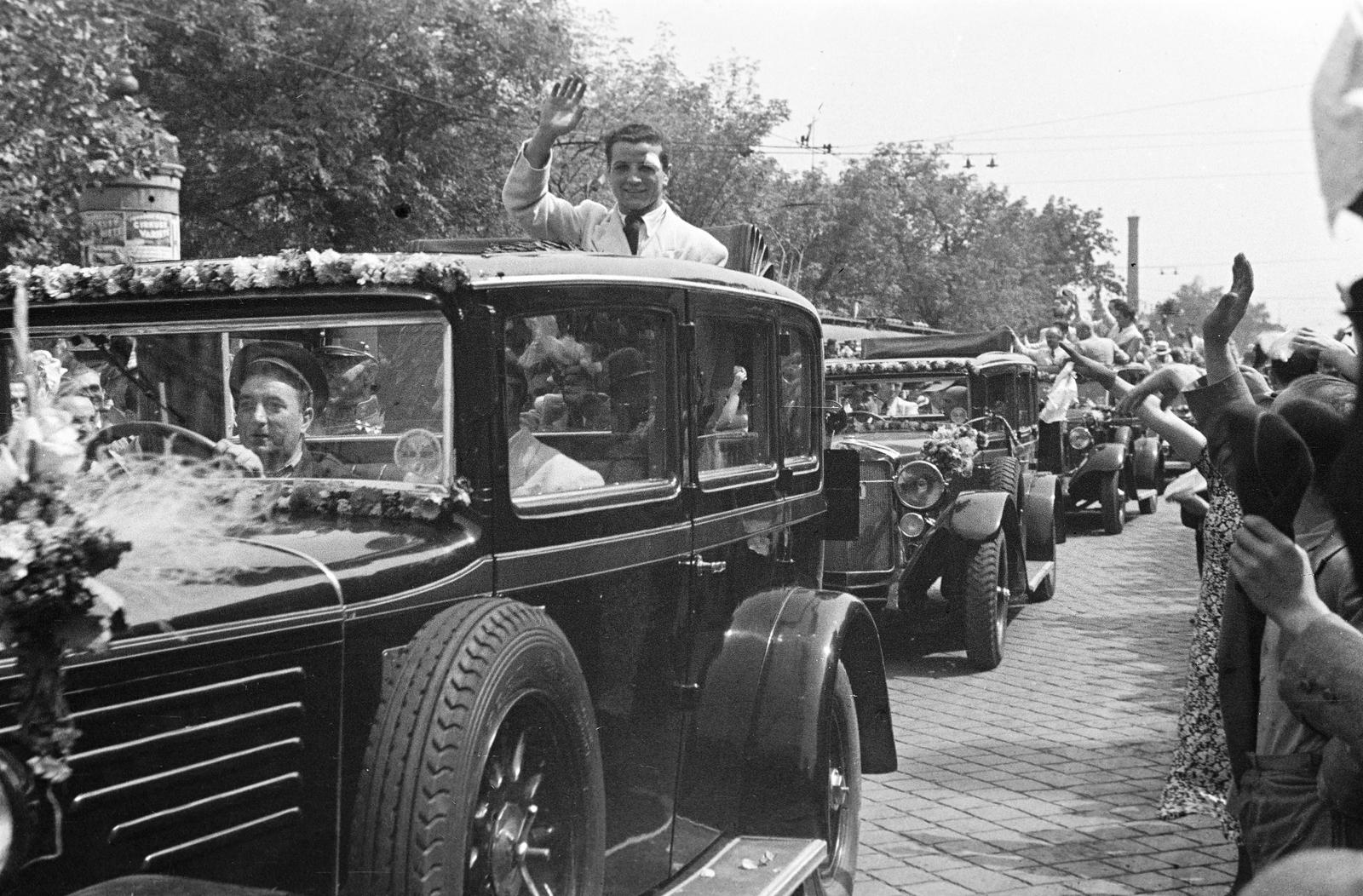 1936, Inkey Tibor, politician, wave, spare wheel, Fortepan #304875