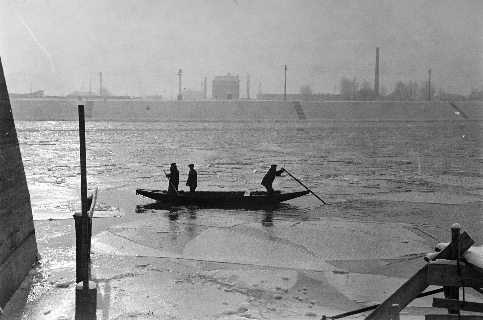 1937, Inkey Tibor, Best of, ice field;ice float, barge, ice breaking, boat, Fortepan #304918