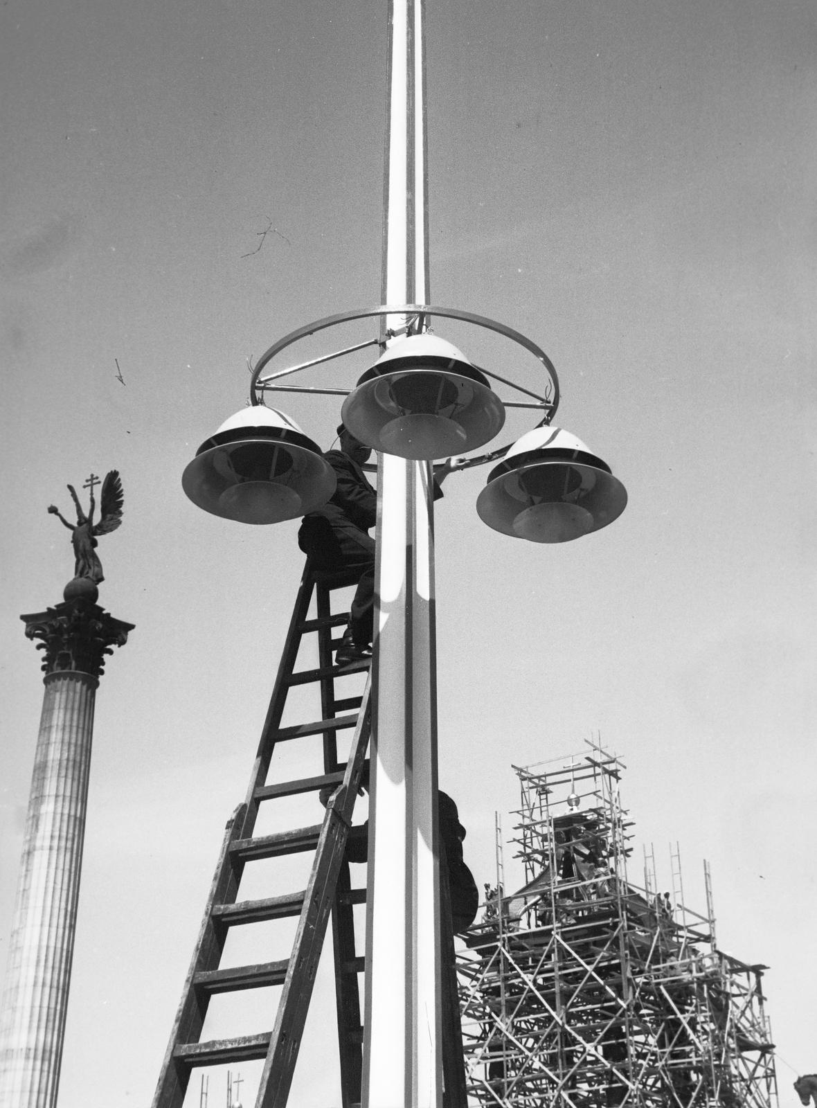 1938, Inkey Tibor, szerelés, lámpa, létra, Fortepan #305099