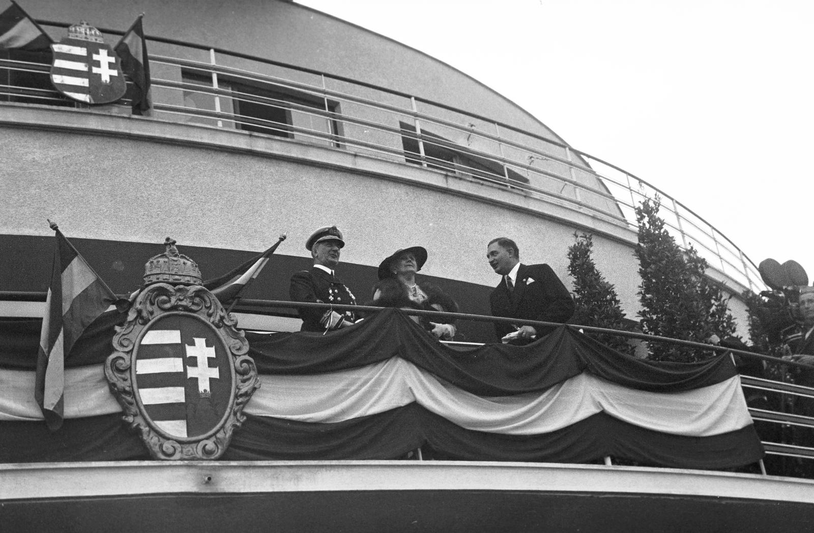 1937, Inkey Tibor, crest, airport, Fortepan #306079
