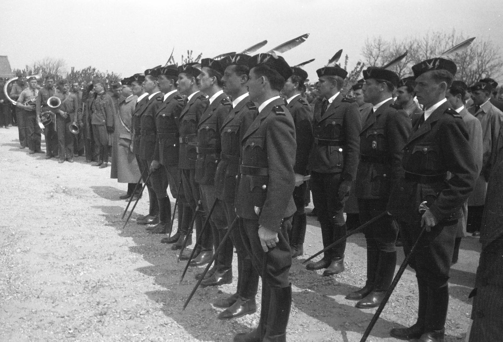 1937, Inkey Tibor, shepherd's axe, feather, uniform, Fortepan #306166