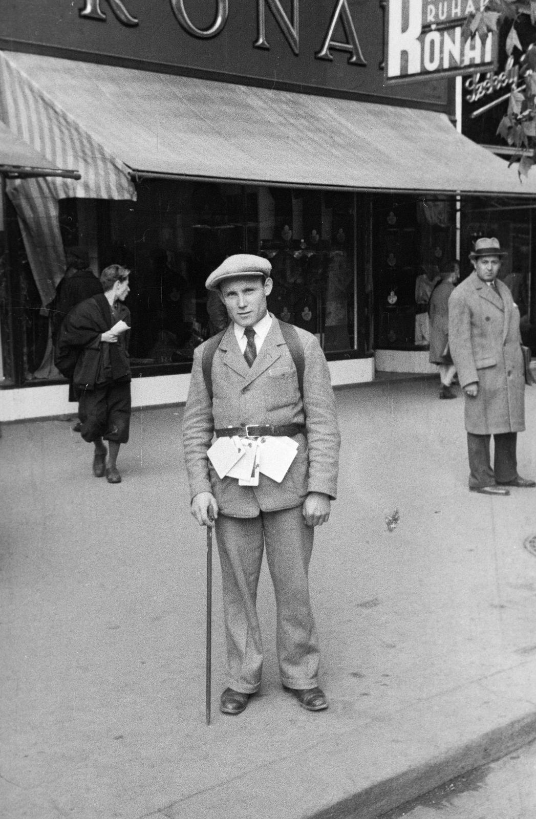 1940, Inkey Tibor, man, belt, visor cap, walking cane, Fortepan #306213