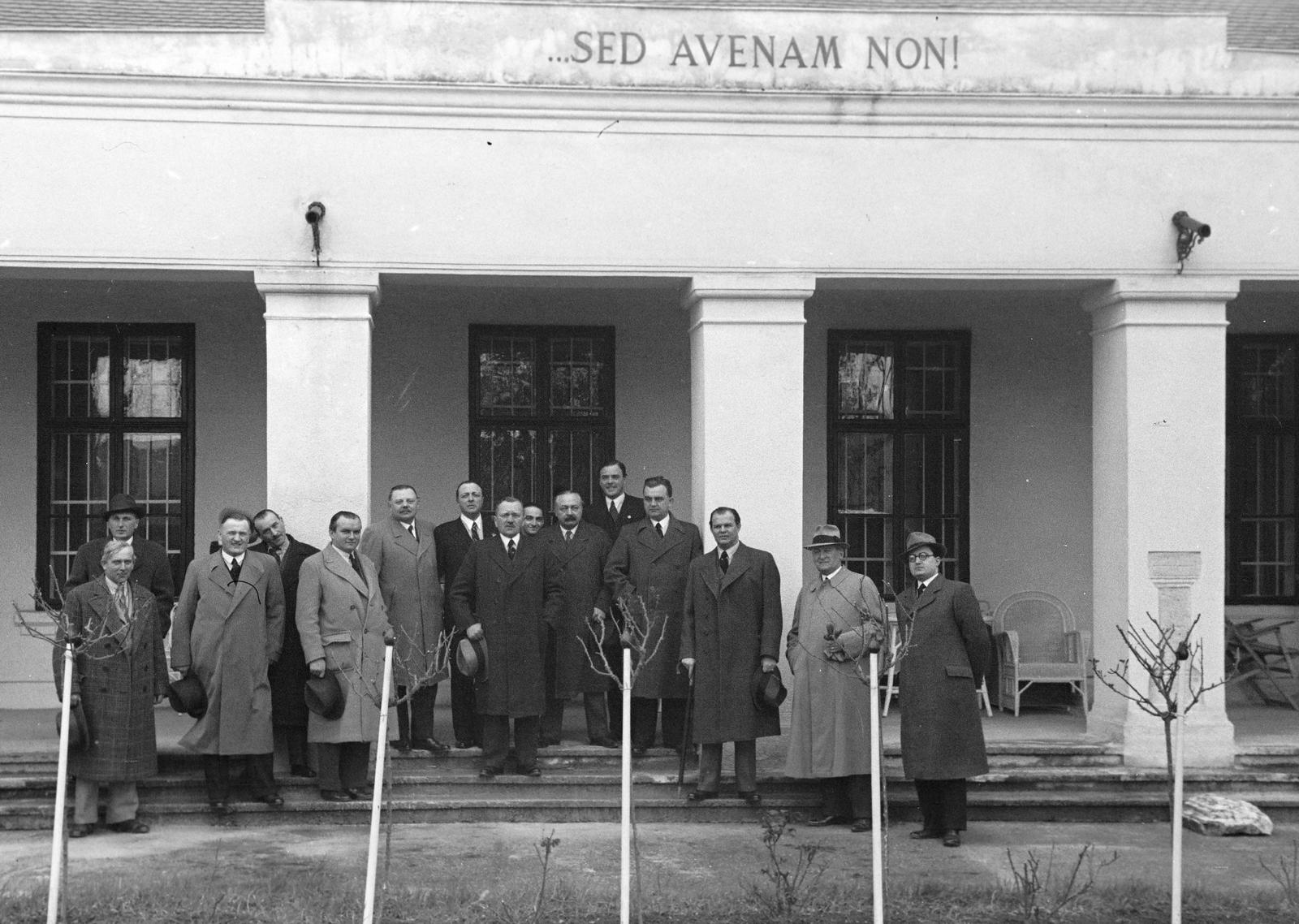 1939, Inkey Tibor, latin sign, Fortepan #306348