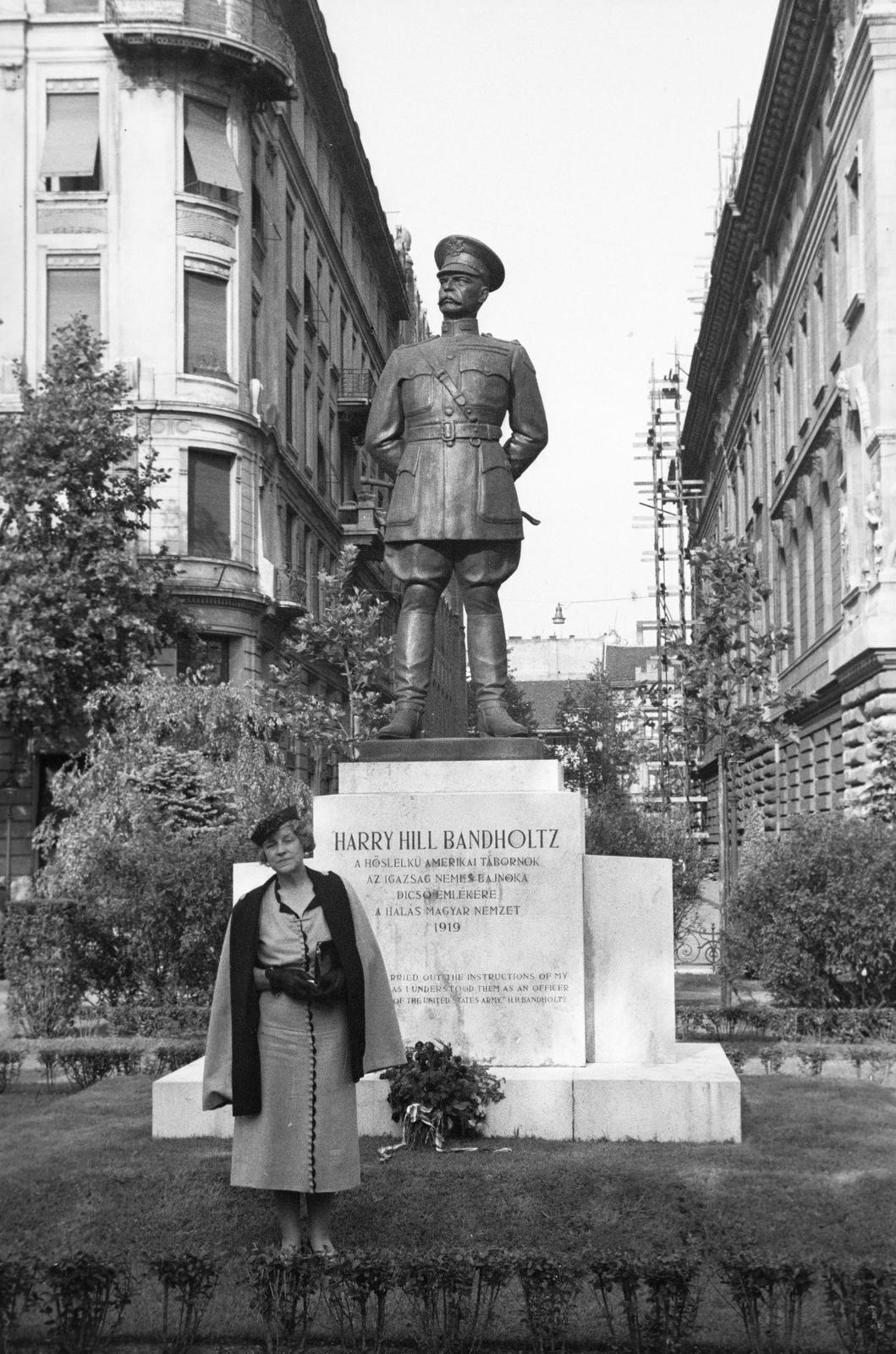 1936, Inkey Tibor, szobor, emlékmű, Harry Hill Bandholtz-ábrázolás, Ligeti Miklós-alkotás, Fortepan #306452
