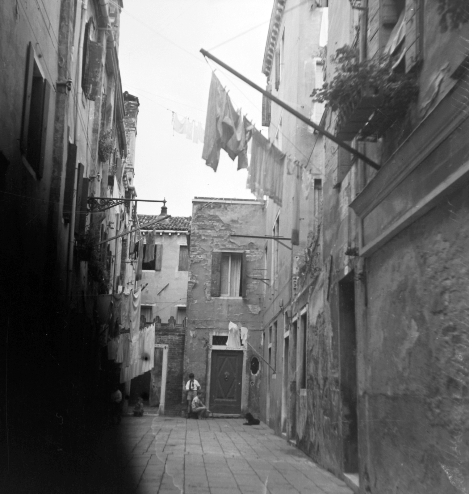 Olaszország, Velence, Calle del Figher (Santa Croce) a Lista Vecchia dei Bari felől., 1967, Fortepan, utcakép, Fortepan #30664