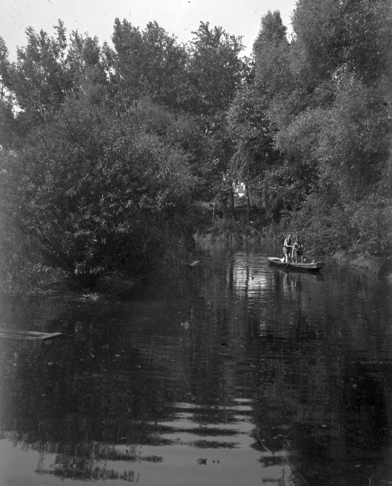 1930, Storymap.hu, boating, water surface, boat, boys, Fortepan #30722