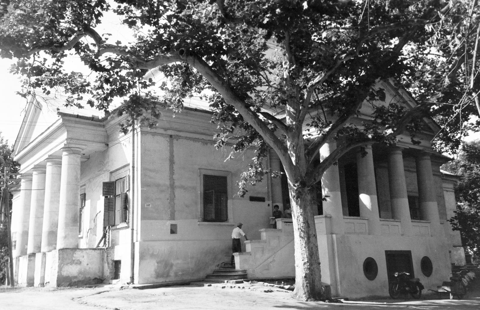 Hungary, Lőkösháza, Bréda-major, Vásárhelyi–Bréda-kastély., 1965, Gazda Anikó, Fortepan #307335