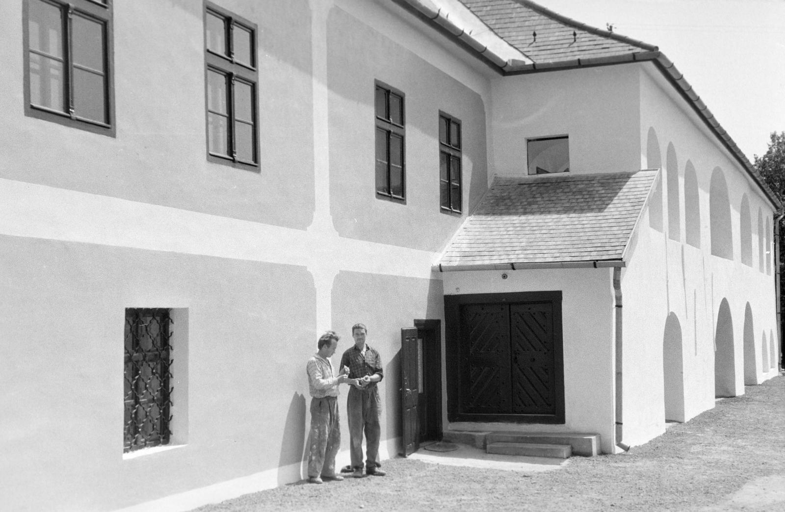 Hungary, Sárospatak, Rákóczi út 1., Sárospataki Református Kollégium Tudományos Gyűjteményeinek Múzeuma., 1966, Gazda Anikó, Fortepan #307366