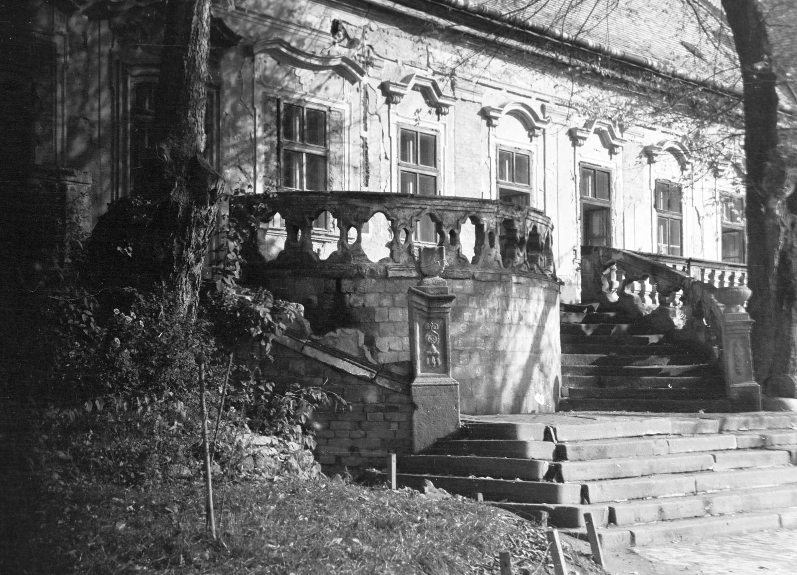 Magyarország, 1960, Gazda Anikó, korlát, terasz, lépcső, Fortepan #307517