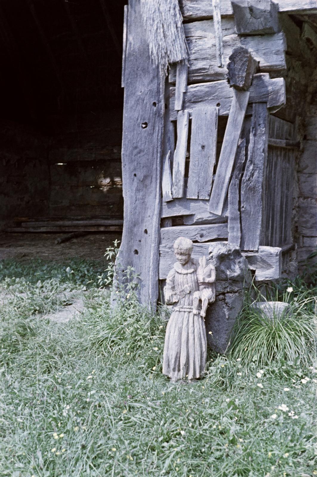 Magyarország, 1959, Gazda Anikó, Best of, deszka, színes, szobor, Fortepan #307541