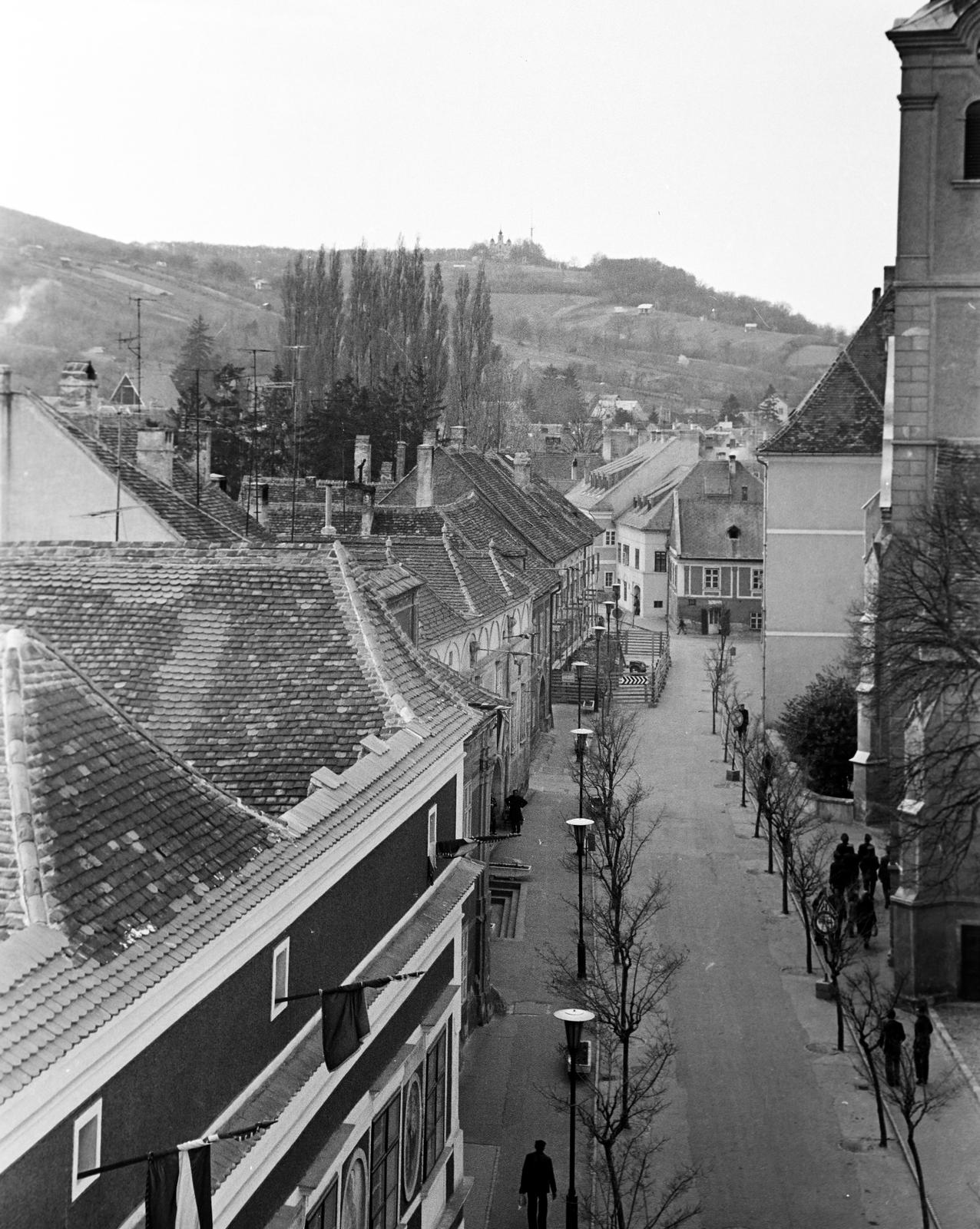 Hungary, 1976, Gazda Anikó, street view, alley, Fortepan #307967