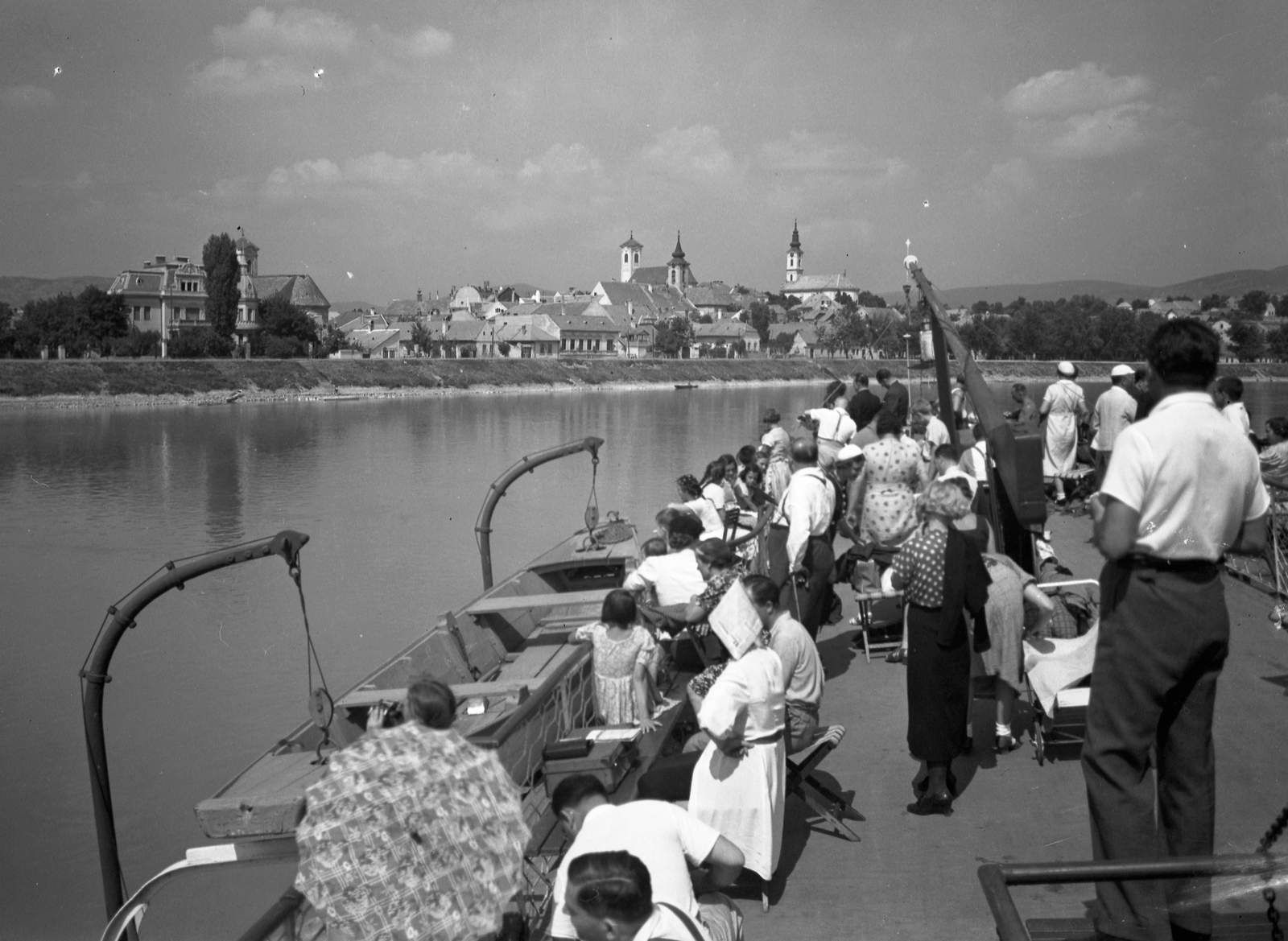 Magyarország, Szentendre, a Duna felől., 1946, Storymap.hu, hajó, folyó, csónak, kilátás, mentőcsónak, Fortepan #30838