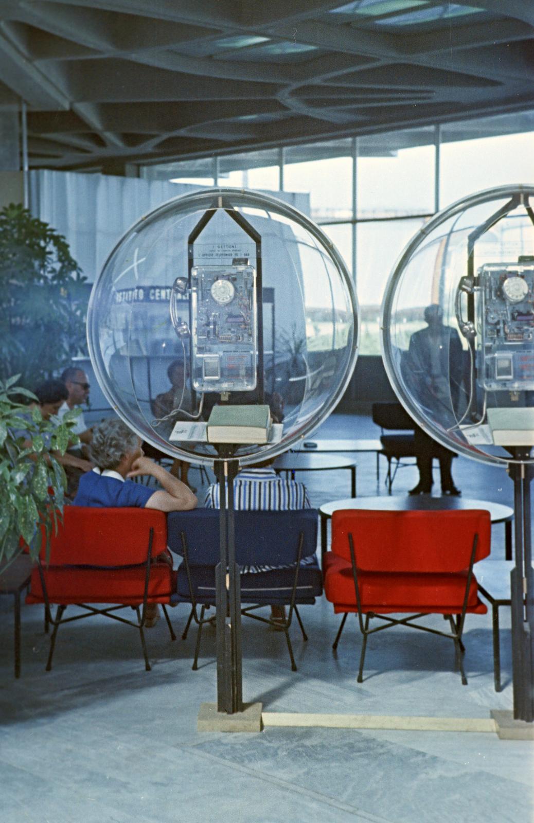 Olaszország, Torino, Világkiállítás 1961. (Esposizione Internazionale del Lavoro - Torino 1961)., 1961, Gazda Anikó, színes, modern design, telefon, telefonfülke, Fortepan #308395