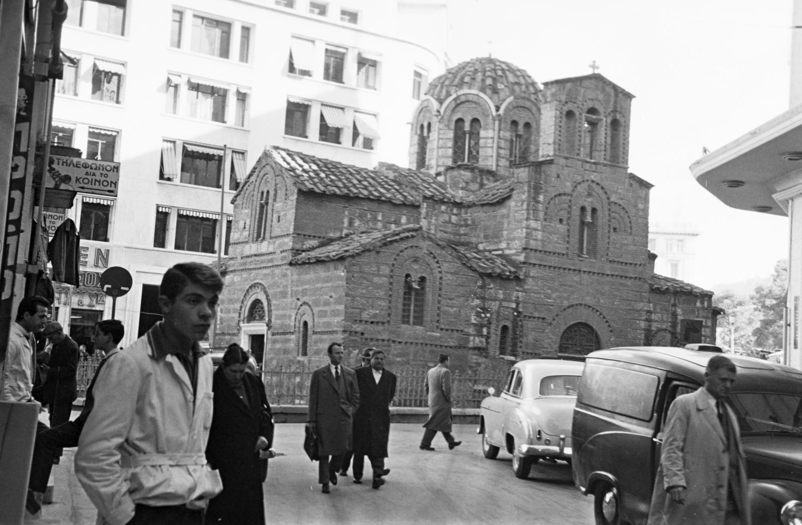 Görögország, Athén, Plateia Agion Theodoron, a görög ortodox Szent Teodórok temploma., 1960, Gazda Anikó, templom, Fortepan #308424