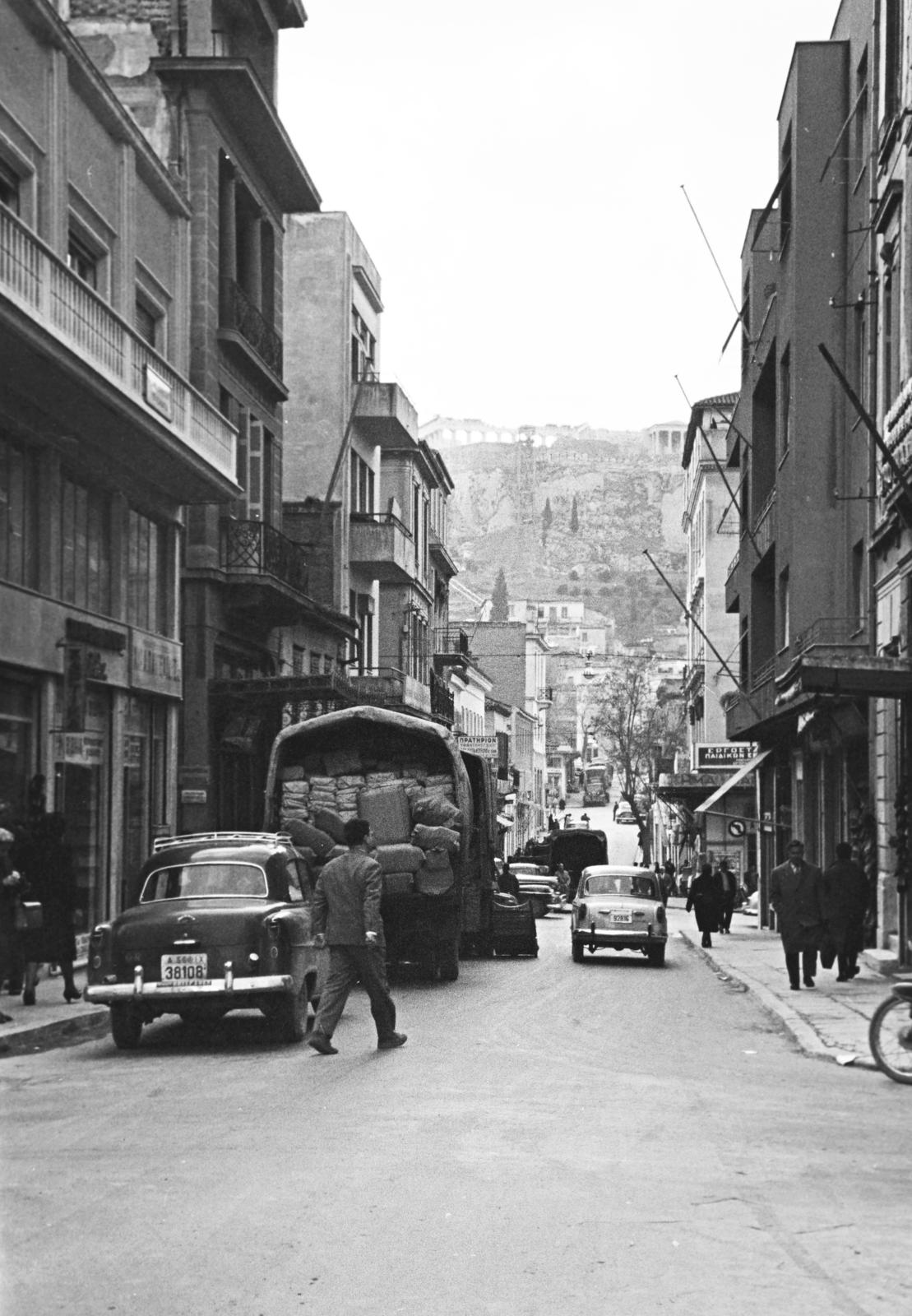 1960, Gazda Anikó, utcakép, teherautó, csomag, Fortepan #308428