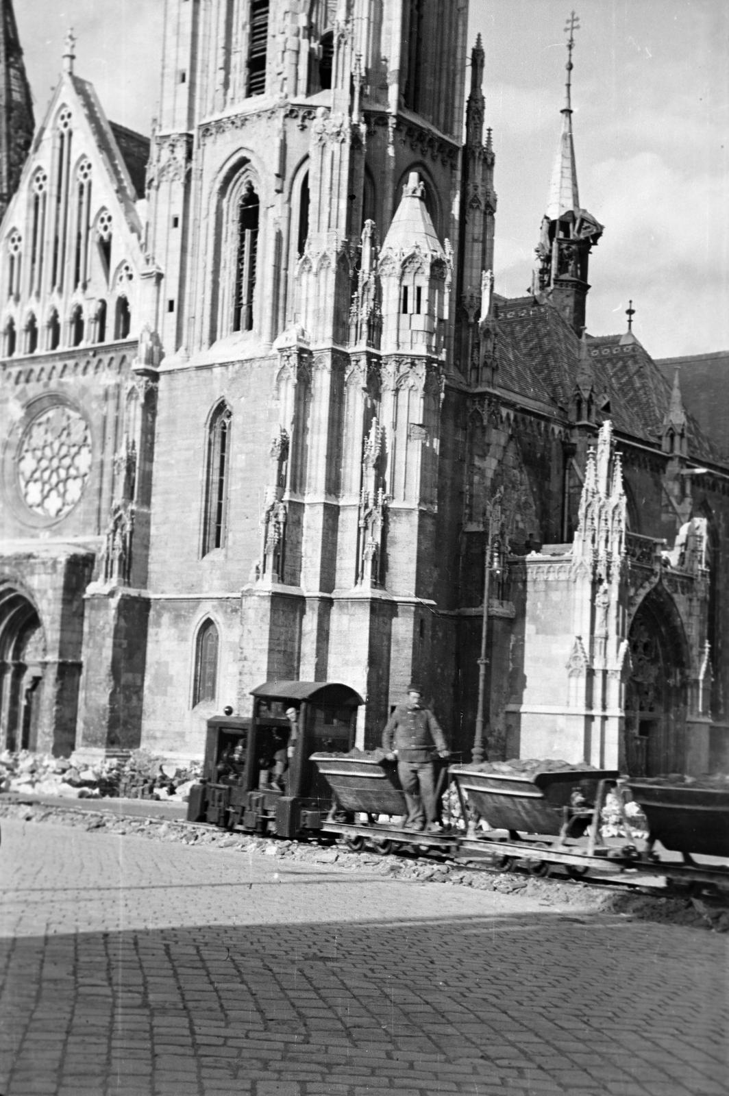 1945, Böhönyey Ágnes, Best of, templom, gótika, csille, kisvasút, Fortepan #309161