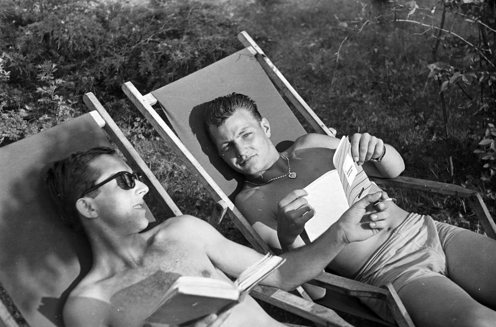 1962, Bordács Ferenc, Best of, olvasás, nyugágy, Fortepan #309659