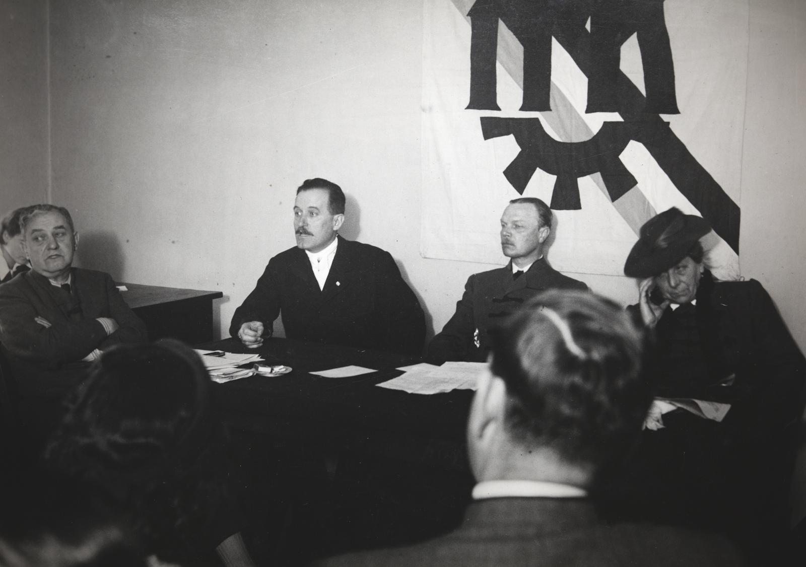 1939, Csicsery-Rónay István, Fortepan #309817