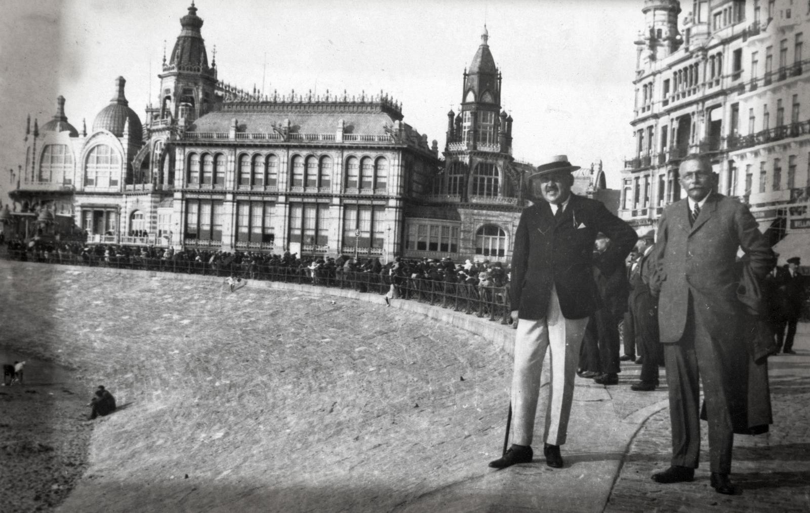 A kép forrását kérjük így adja meg: Fortepan / BFL XIV.380 Karafiáth Jenő iratai / Szekfü András adománya, 1924, Budapest Főváros Levéltára / Szekfü András, Fortepan #310023