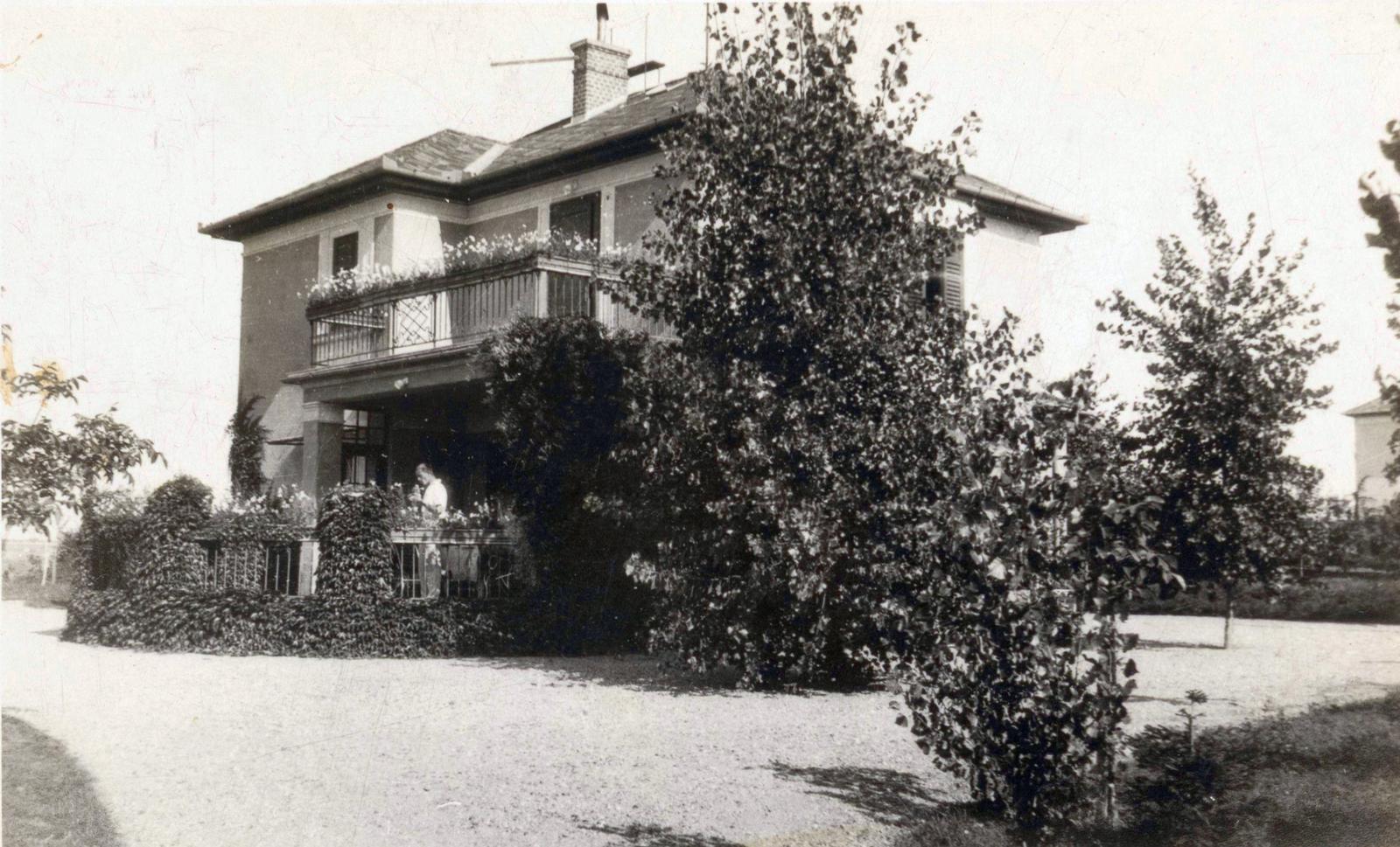 A kép forrását kérjük így adja meg: Fortepan / BFL XIV.380 Karafiáth Jenő iratai / Szekfü András adománya, 1930, Budapest Főváros Levéltára / Szekfü András, Fortepan #310032