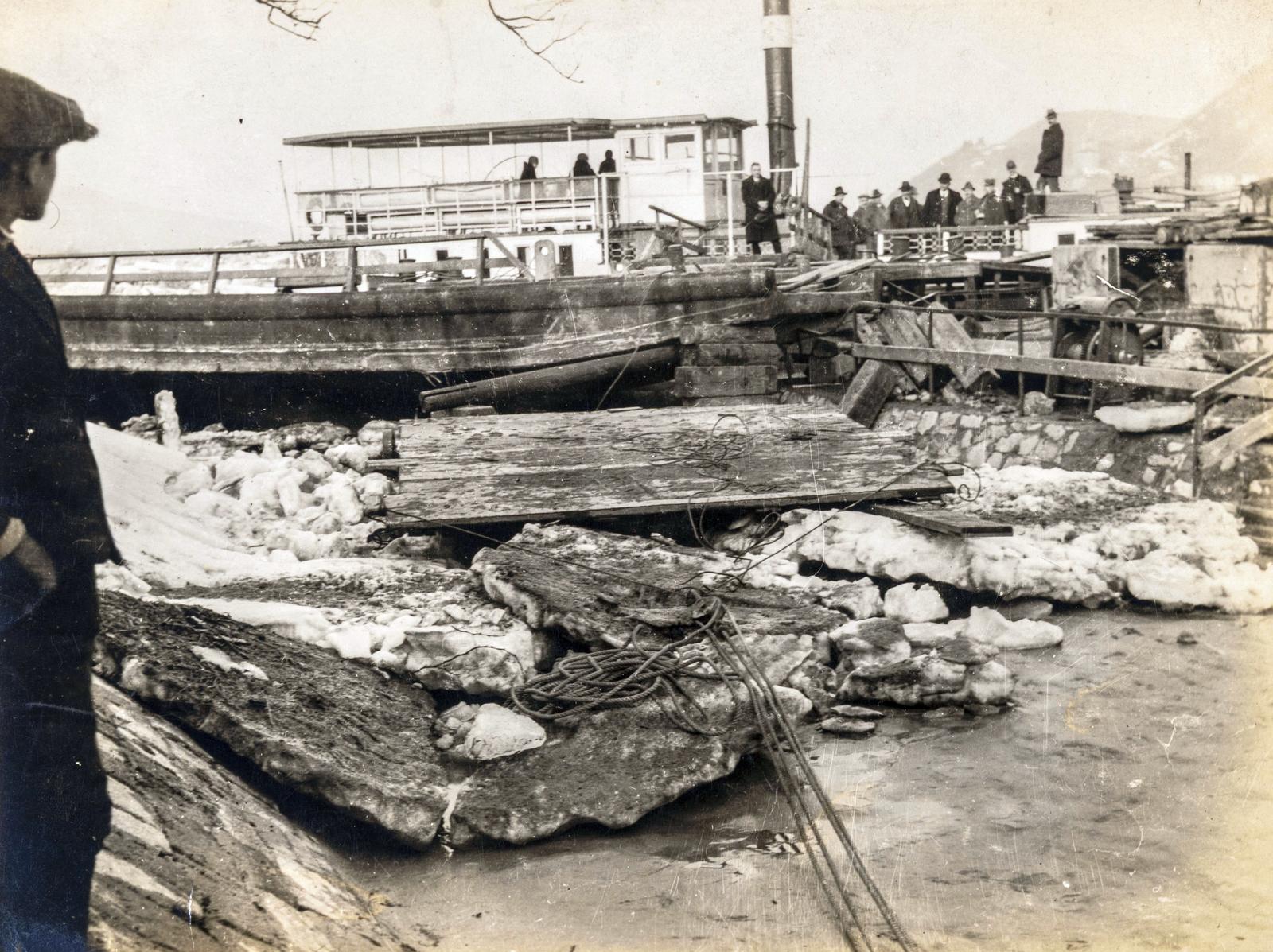 A kép forrását kérjük így adja meg: Fortepan / BFL XIV.380 Karafiáth Jenő iratai / Szekfü András adománya, 1937, Budapest Főváros Levéltára / Szekfü András, Fortepan #310069