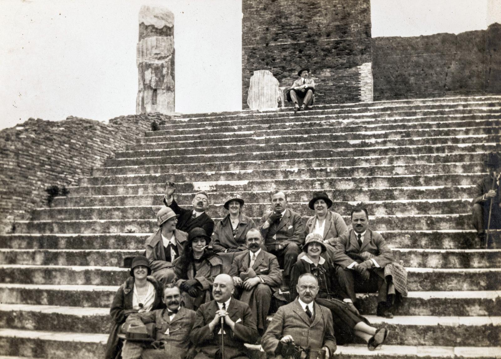 A kép forrását kérjük így adja meg: Fortepan / BFL XIV.380 Karafiáth Jenő iratai / Szekfü András adománya, 1928, Budapest Főváros Levéltára / Szekfü András, Fortepan #310071