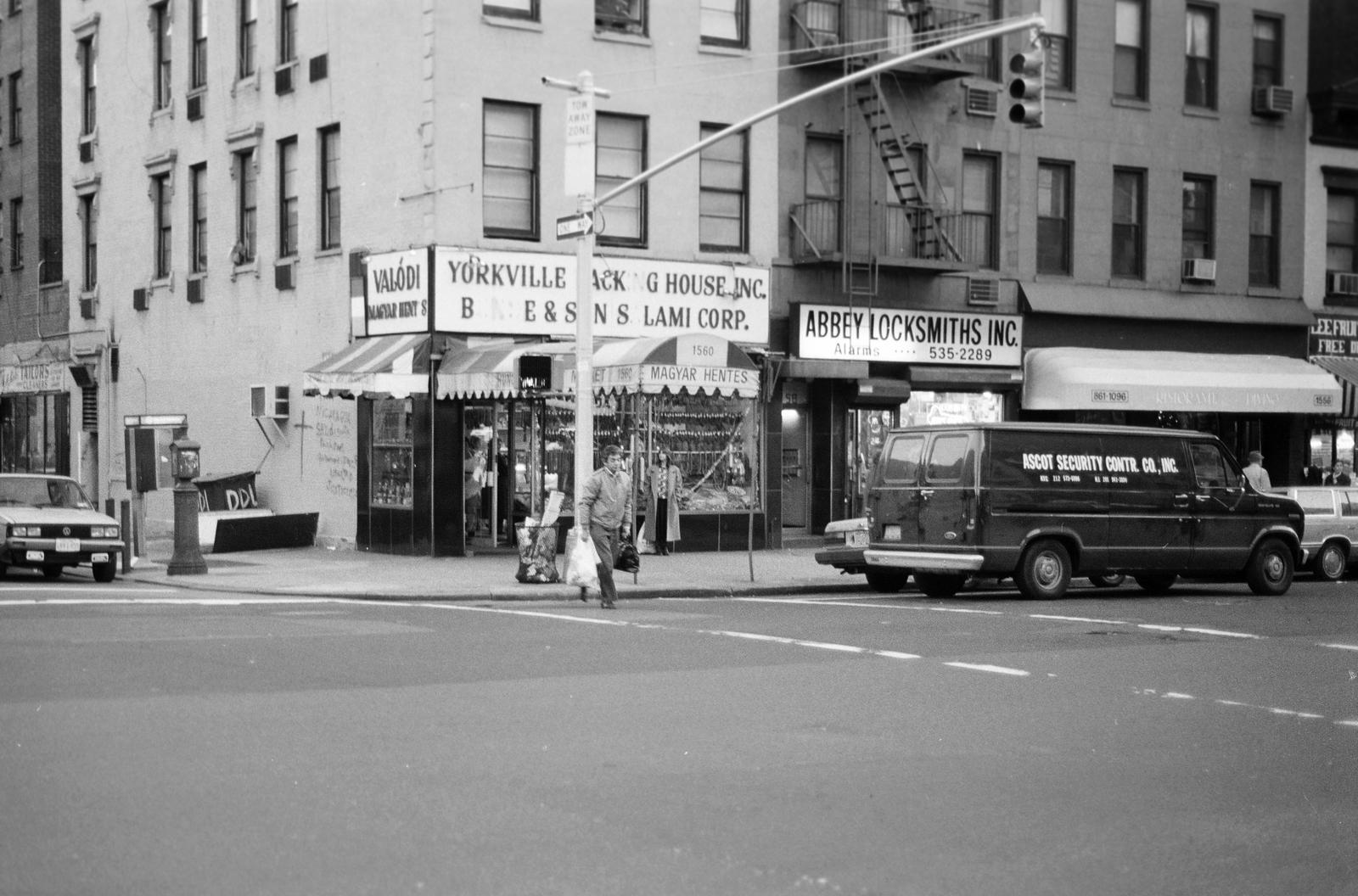 1989, Krizsán Árpád, gyalogátkelő, Fortepan #310361