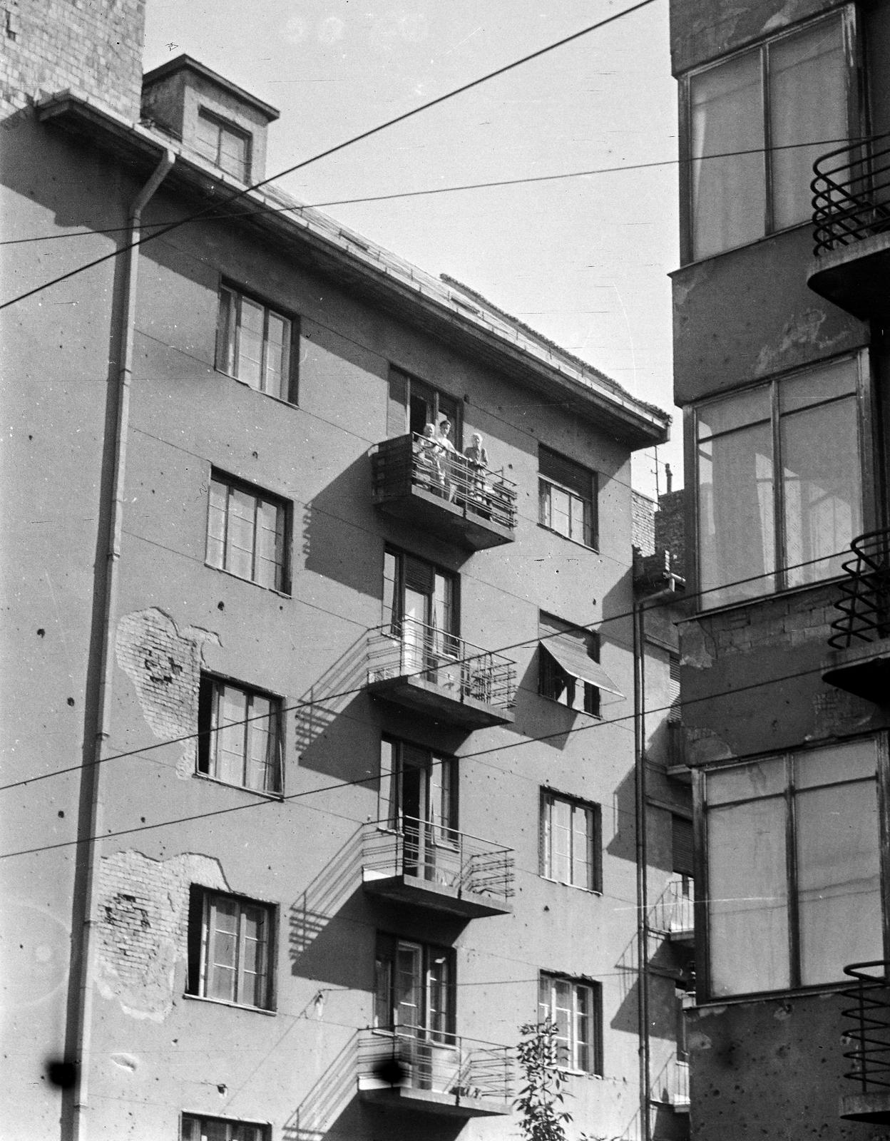 1963, Nagyhegyi Katalin, Best of, golyónyom, erkély, Fortepan #311968