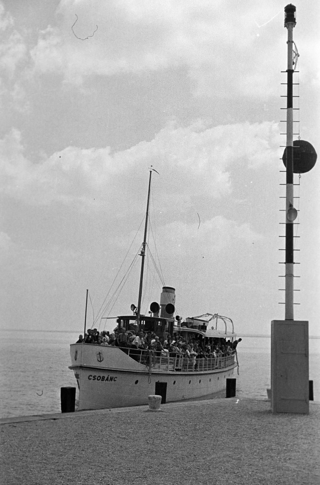 1952, Petrók Károly, Fortepan #312187