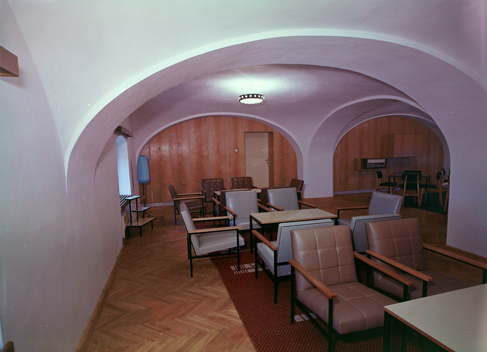 Hungary, 1977, Építésügyi Dokumentációs és Információs Központ, VÁTI, colorful, furniture, radio, interior, arch, Fortepan #31260