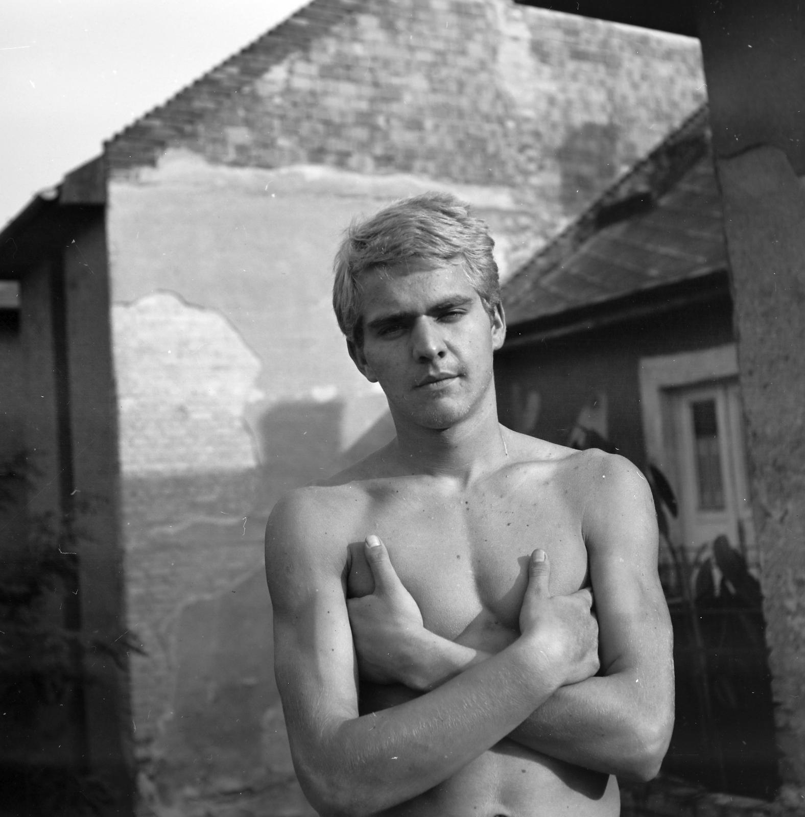 1963, Villányi Gergely, portré, félmeztelen, férfi, Fortepan #313350