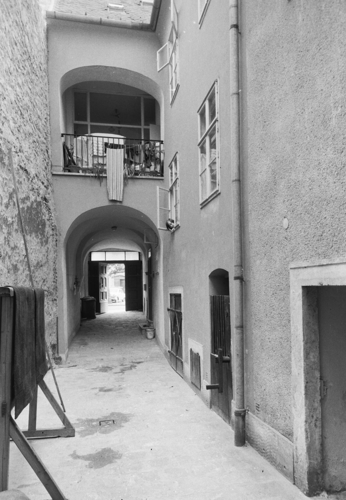 Hungary, Sopron, Várkerület (Lenin körút) 11., 1976, Építésügyi Dokumentációs és Információs Központ, VÁTI, gate, gateway, Fortepan #31357