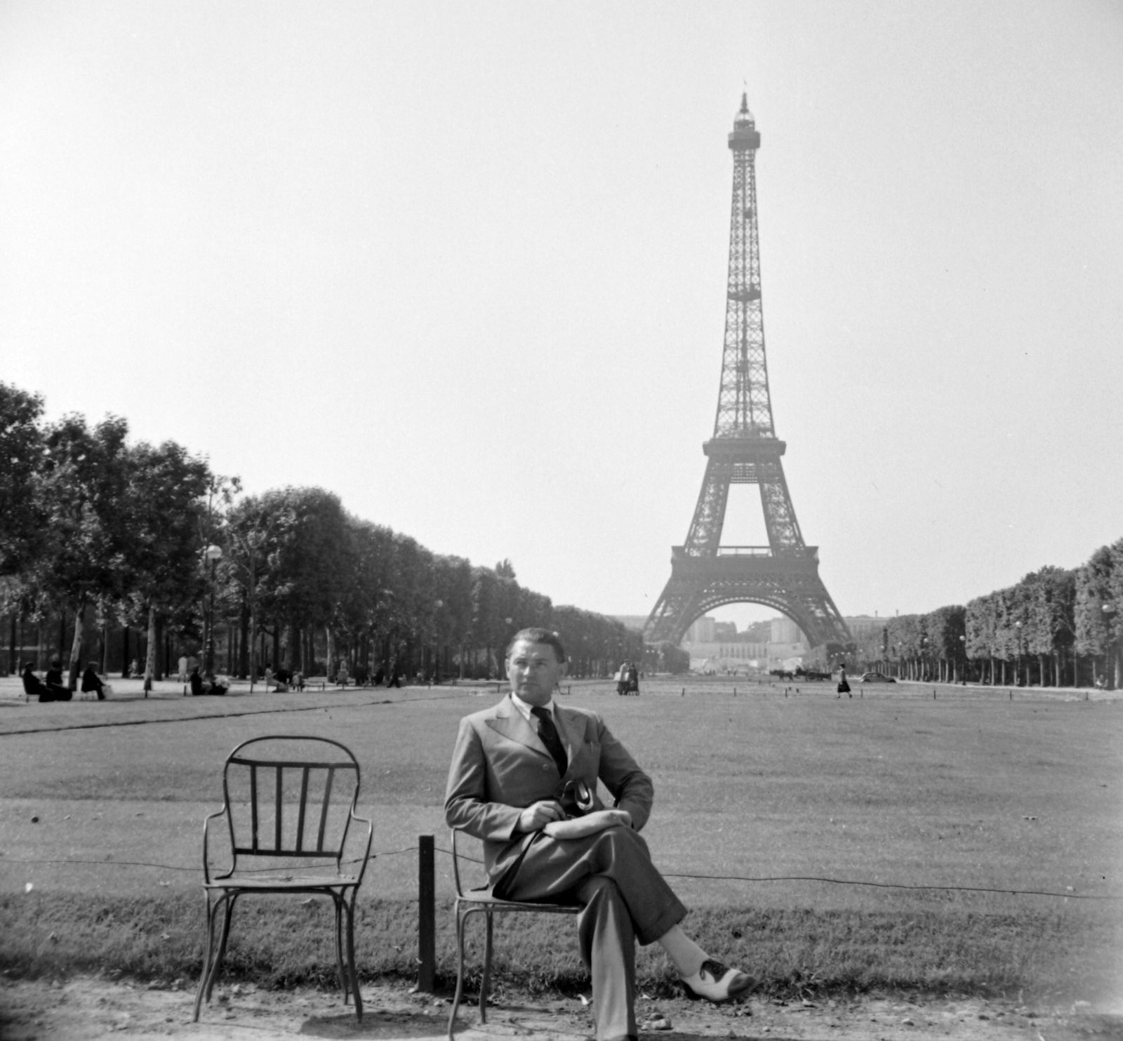 Franciaország, Párizs, Mars mező és az Eiffel-torony., 1939, Saly Noémi, torony, Gustave Eiffel-terv, Fortepan #32207