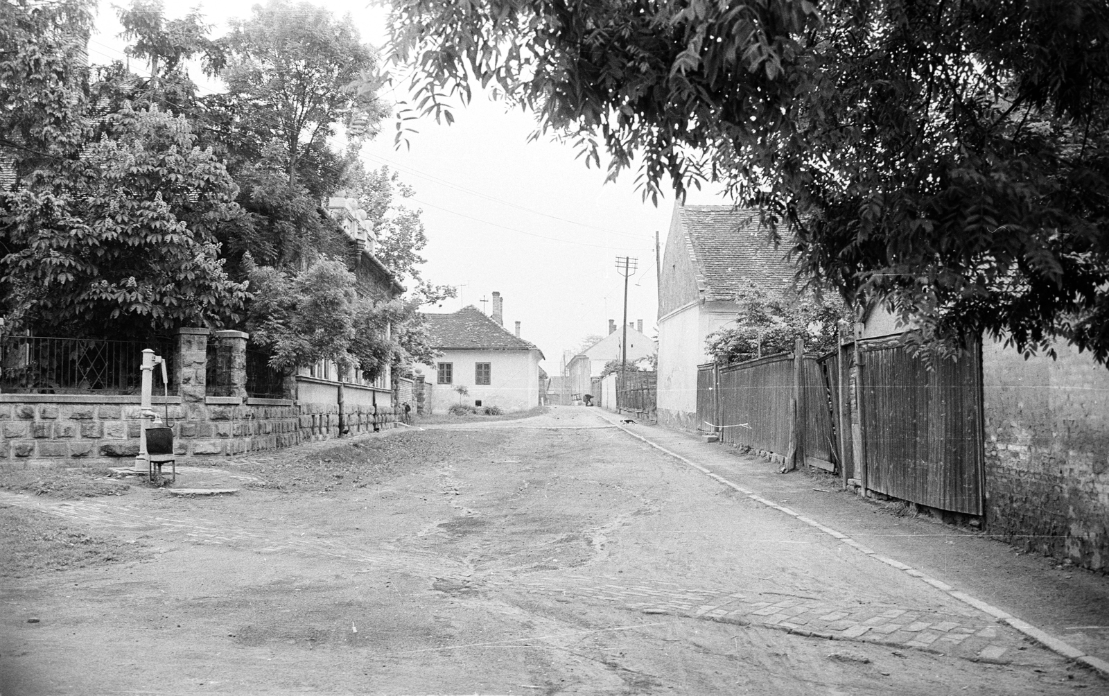 Hungary, Nagykőrös, Sziget utca a Losonczi utca felől., 1969, Építésügyi Dokumentációs és Információs Központ, VÁTI, Fortepan #32520