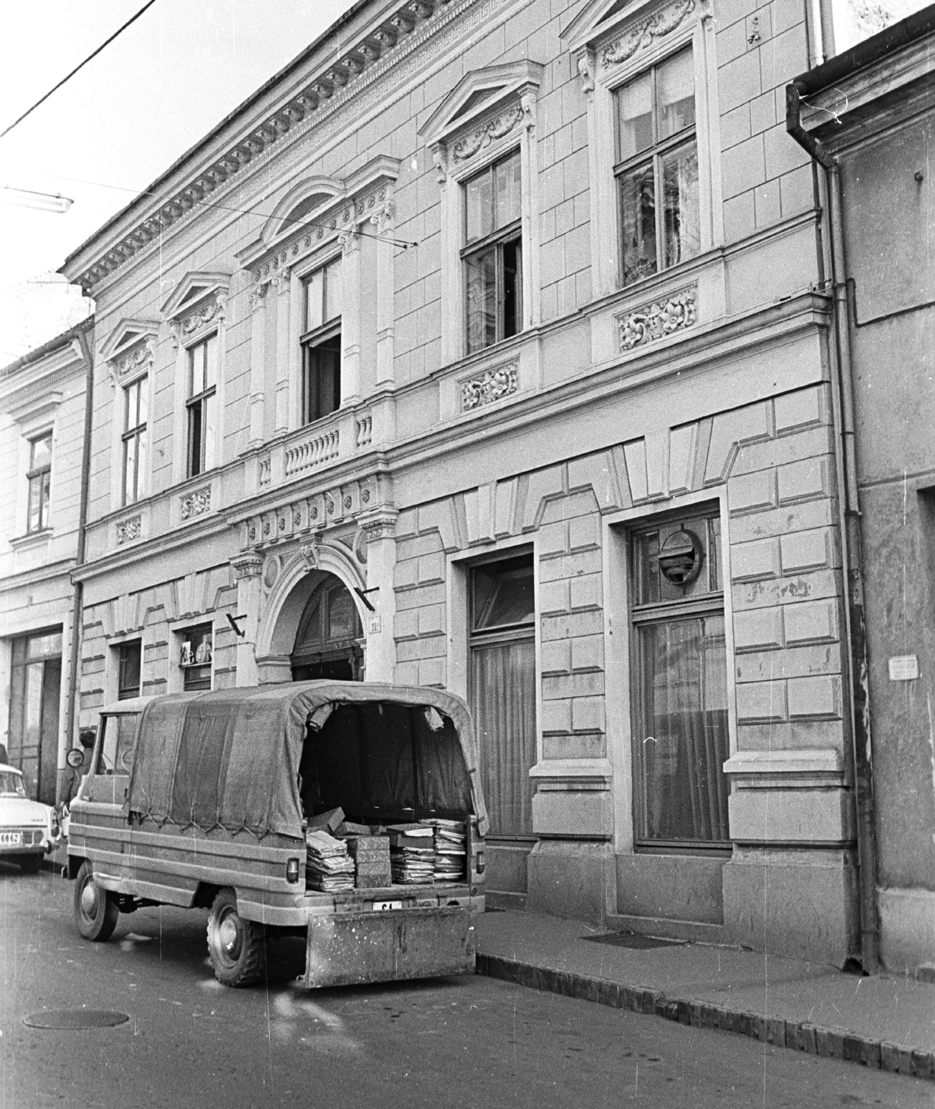 Hungary, Pécs, Ferencesek utcája (Sallai utca) 11., 1968, Építésügyi Dokumentációs és Információs Központ, VÁTI, Zuk-brand, Polish brand, Fortepan #32548